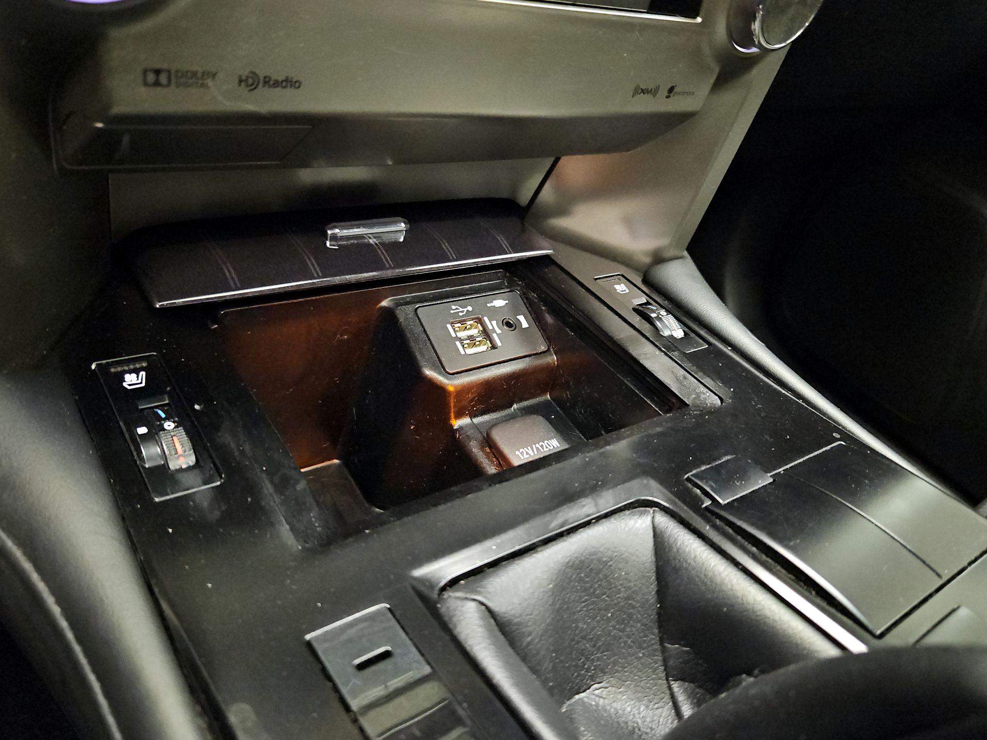 Thumbnail: 2021 Lexus GX - 19