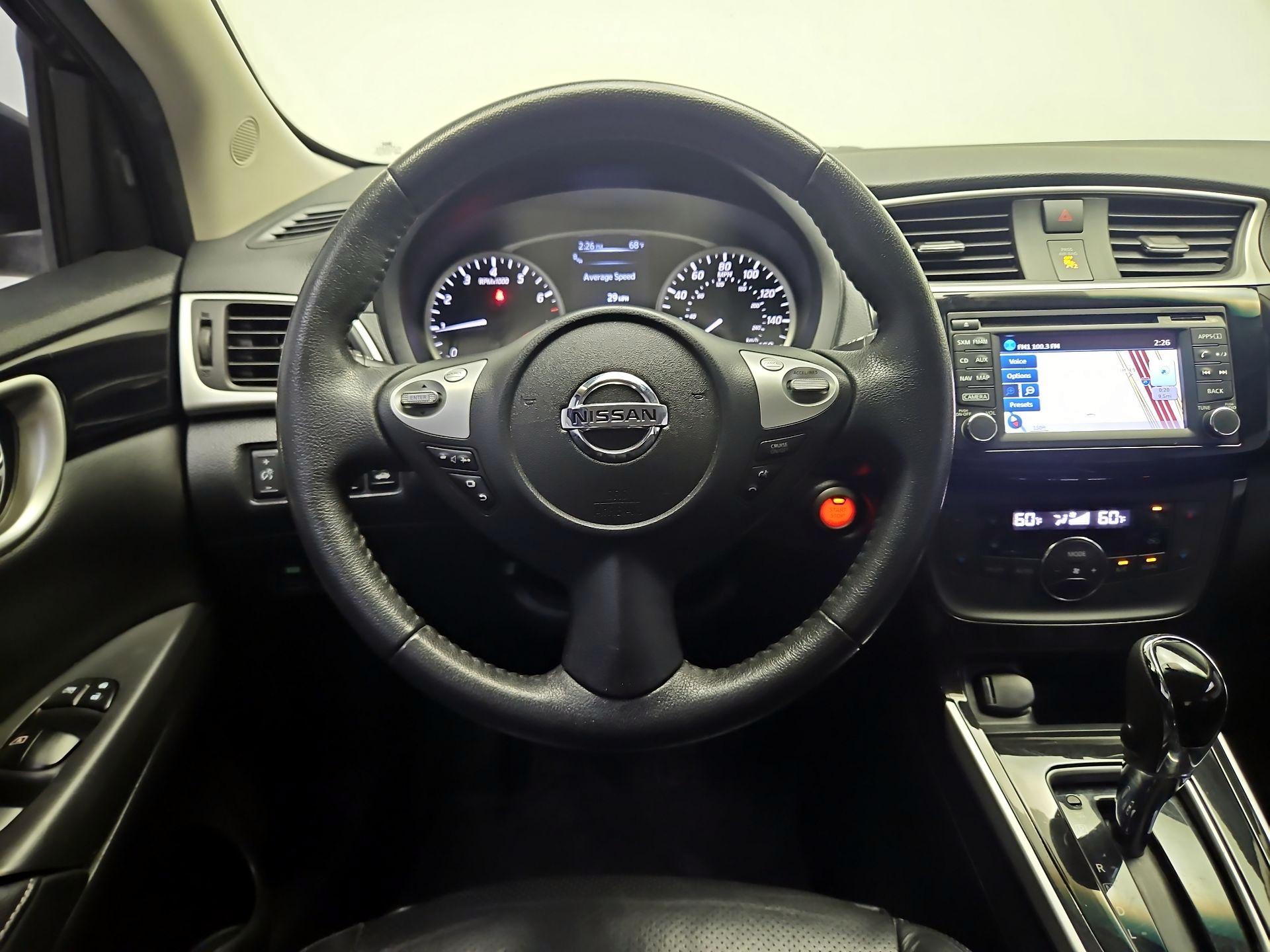 Thumbnail: 2017 Nissan Sentra - 10