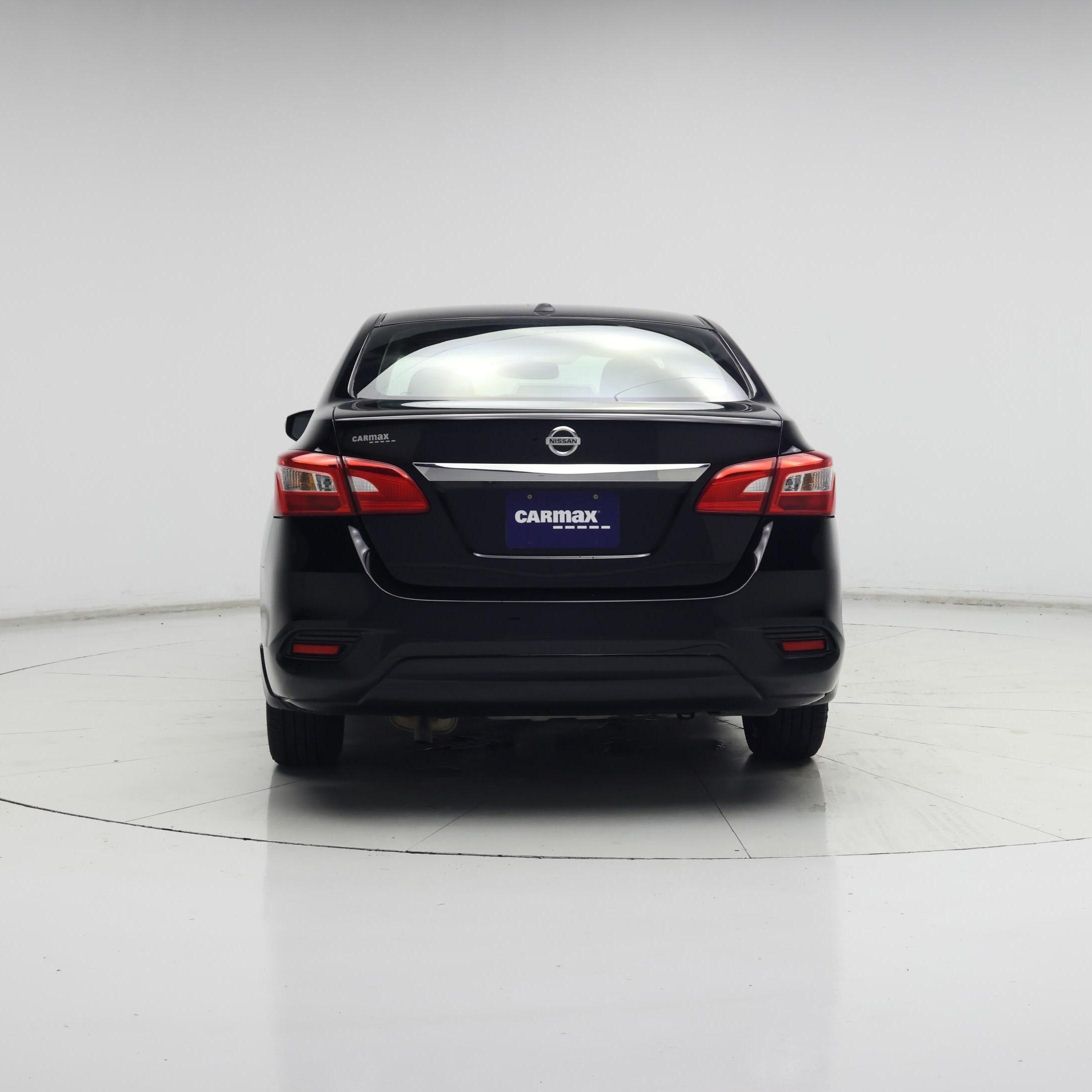 Thumbnail: 2017 Nissan Sentra - 6