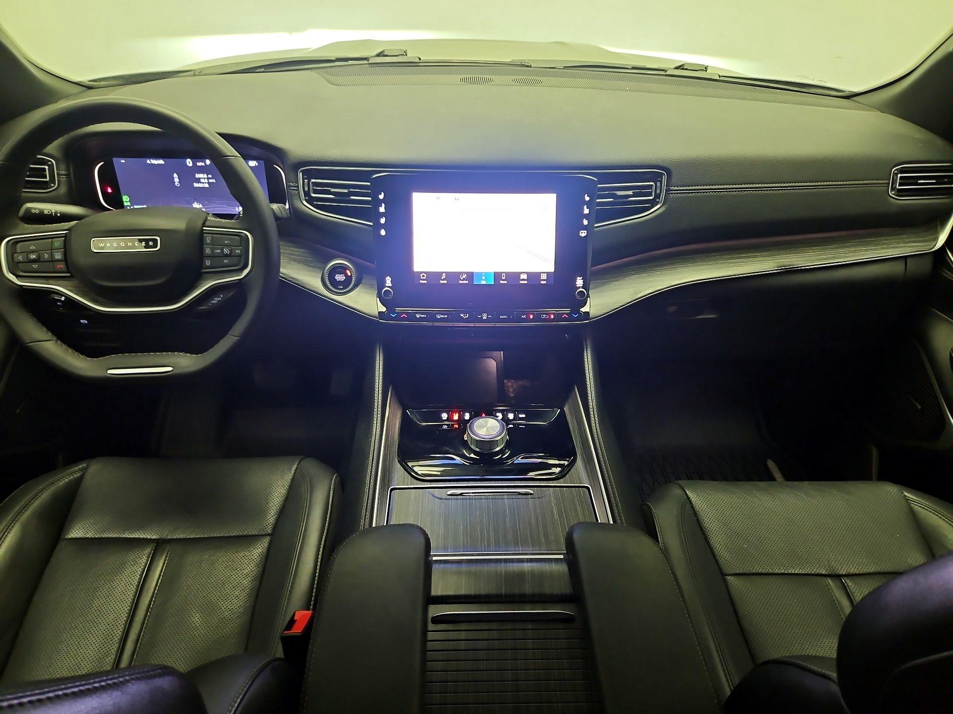 Thumbnail: 2024 Jeep Wagoneer - 9