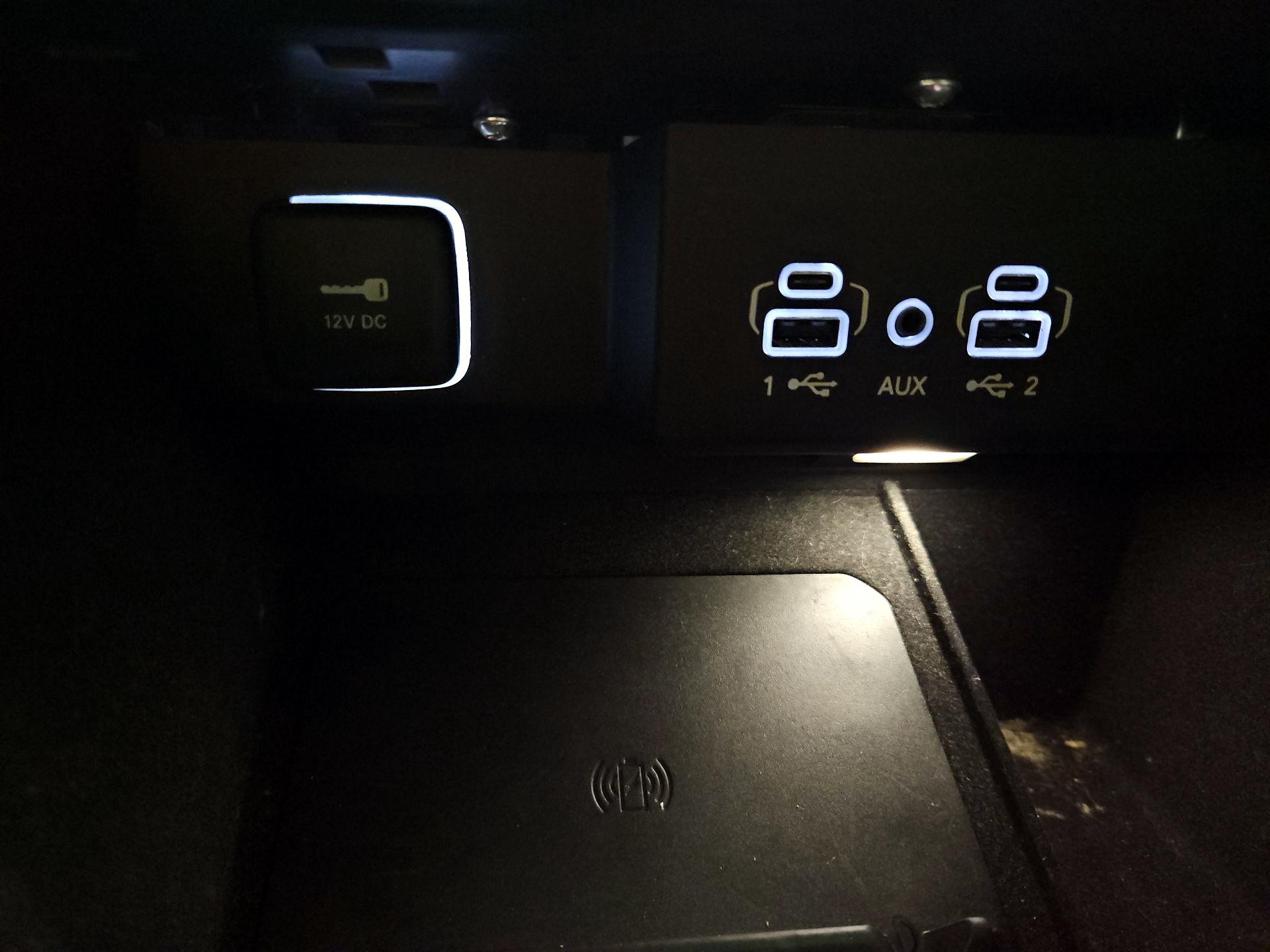 Thumbnail: 2024 Jeep Wagoneer - 19