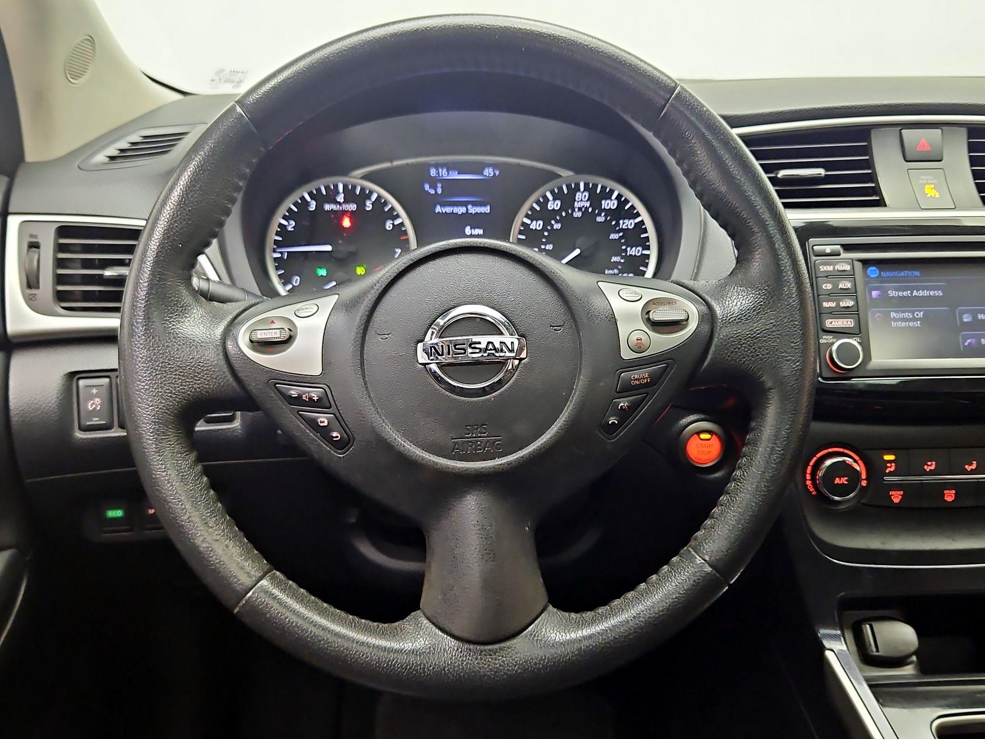 Thumbnail: 2016 Nissan Sentra - 10