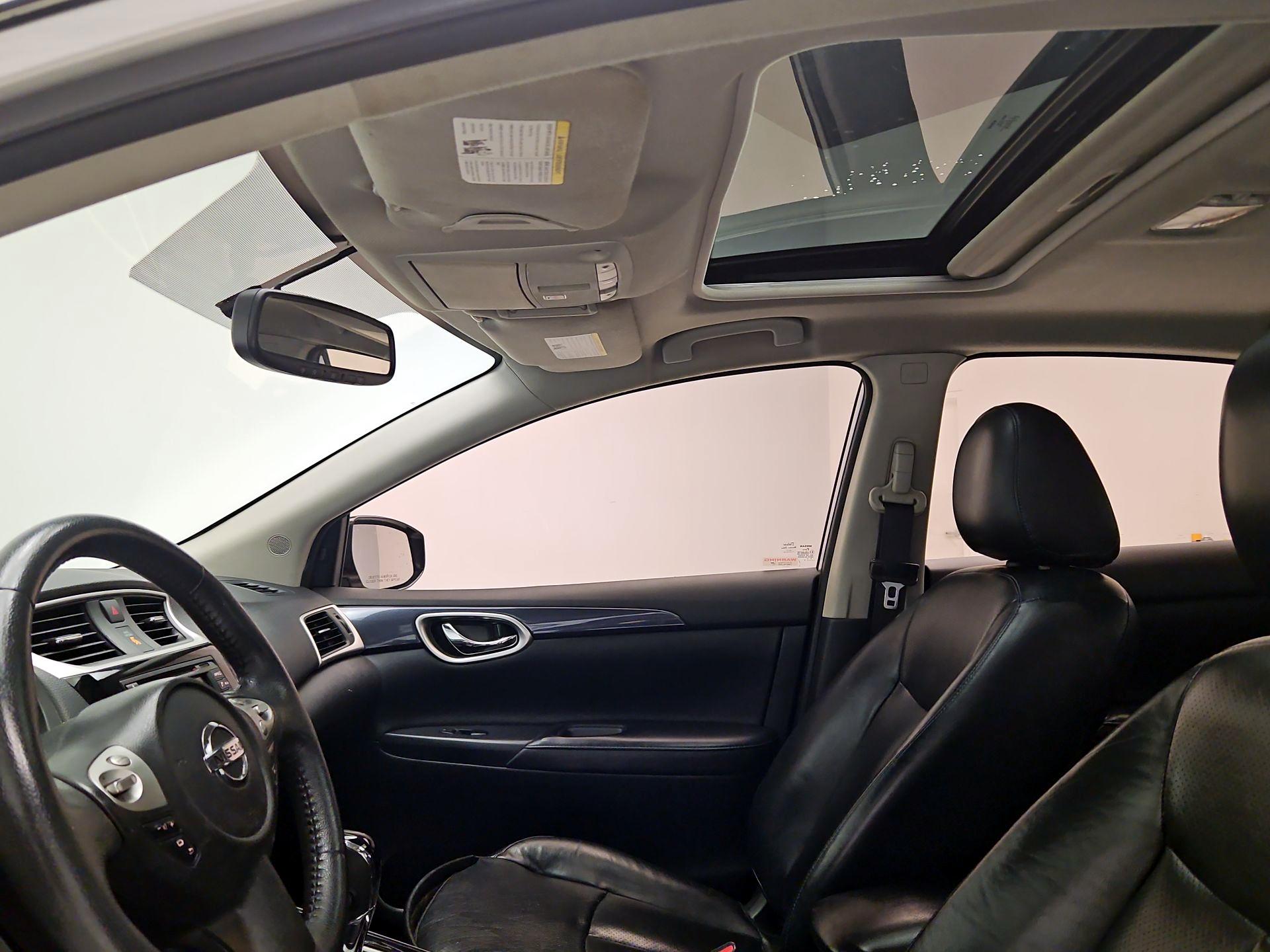 Thumbnail: 2016 Nissan Sentra - 20