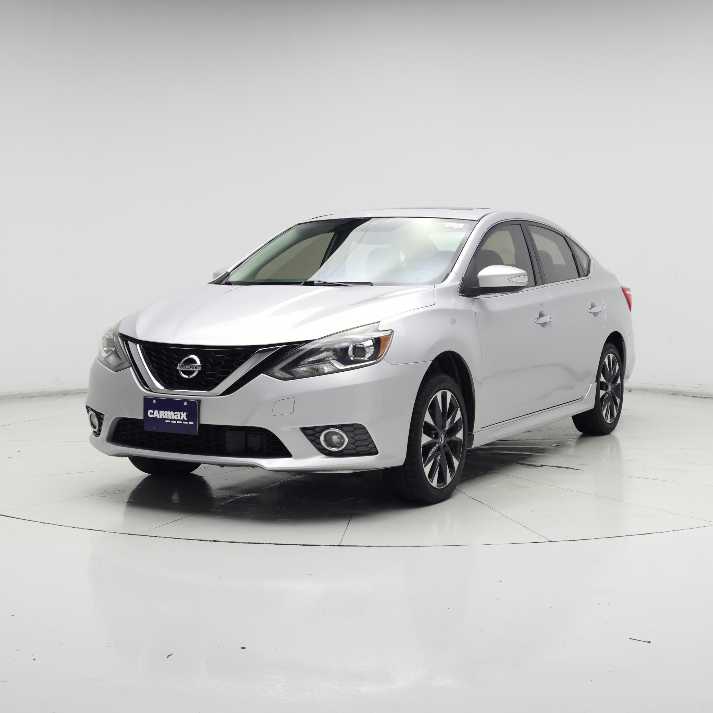 Thumbnail: 2016 Nissan Sentra - 4