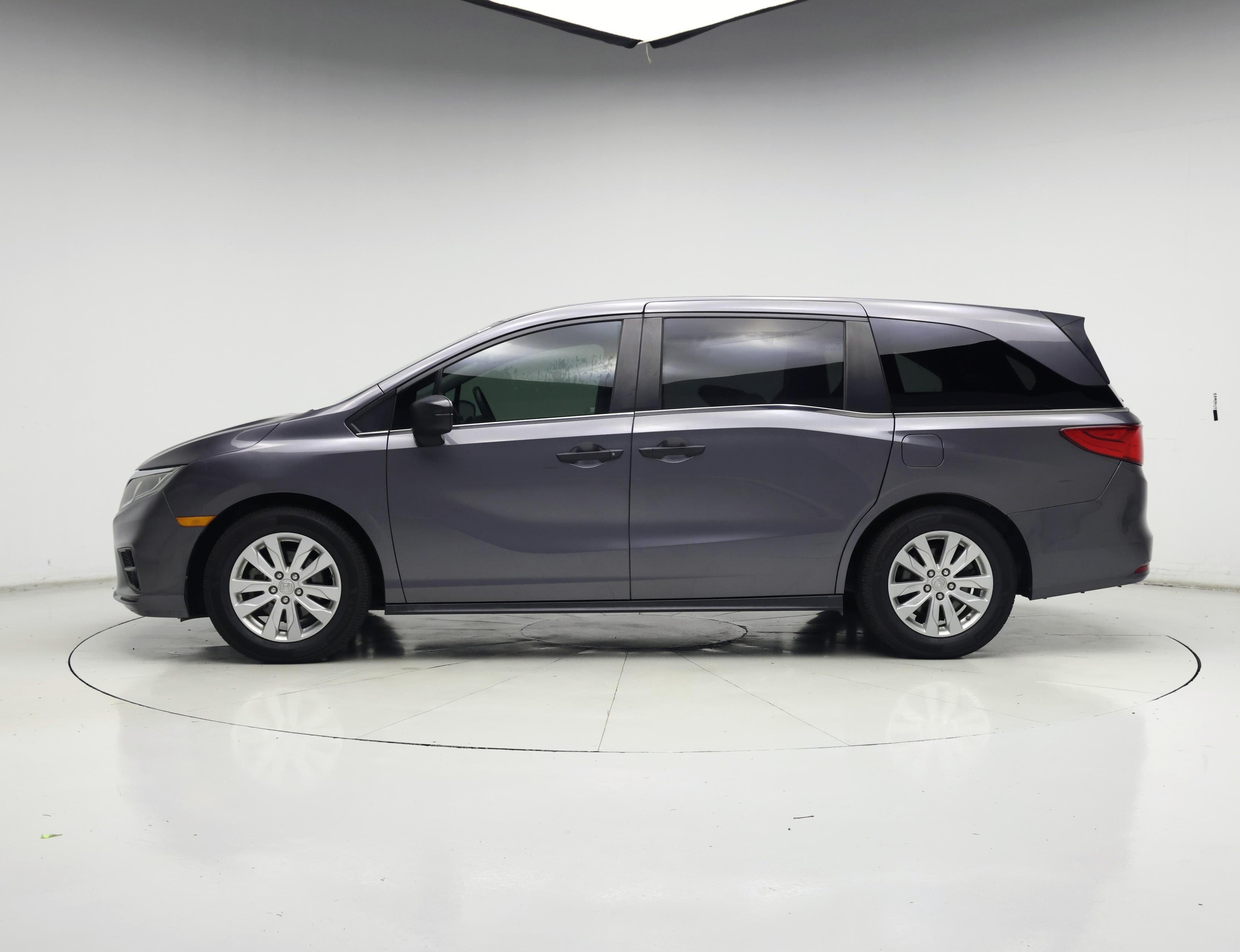 Thumbnail: 2019 Honda Odyssey - 3