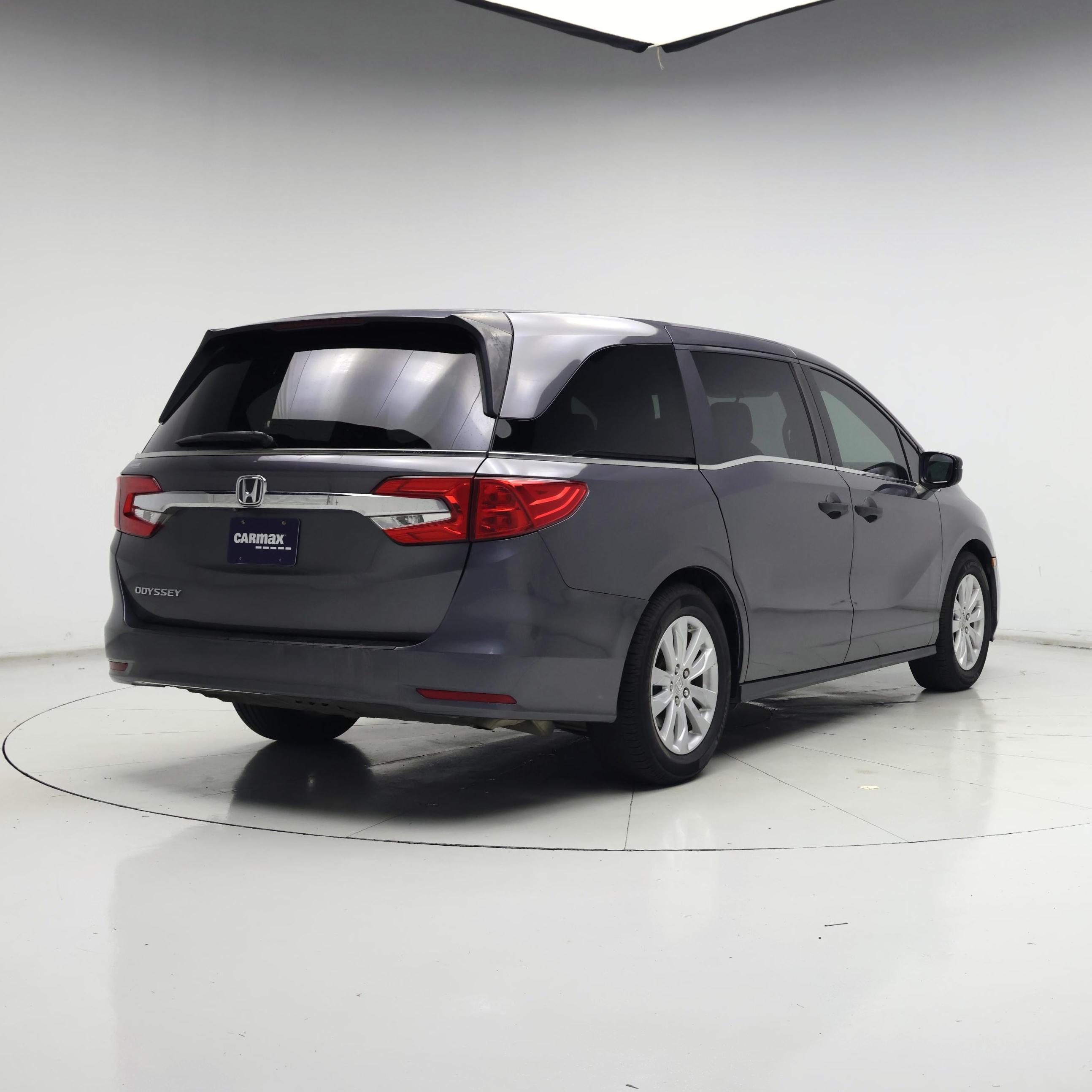 Thumbnail: 2019 Honda Odyssey - 8