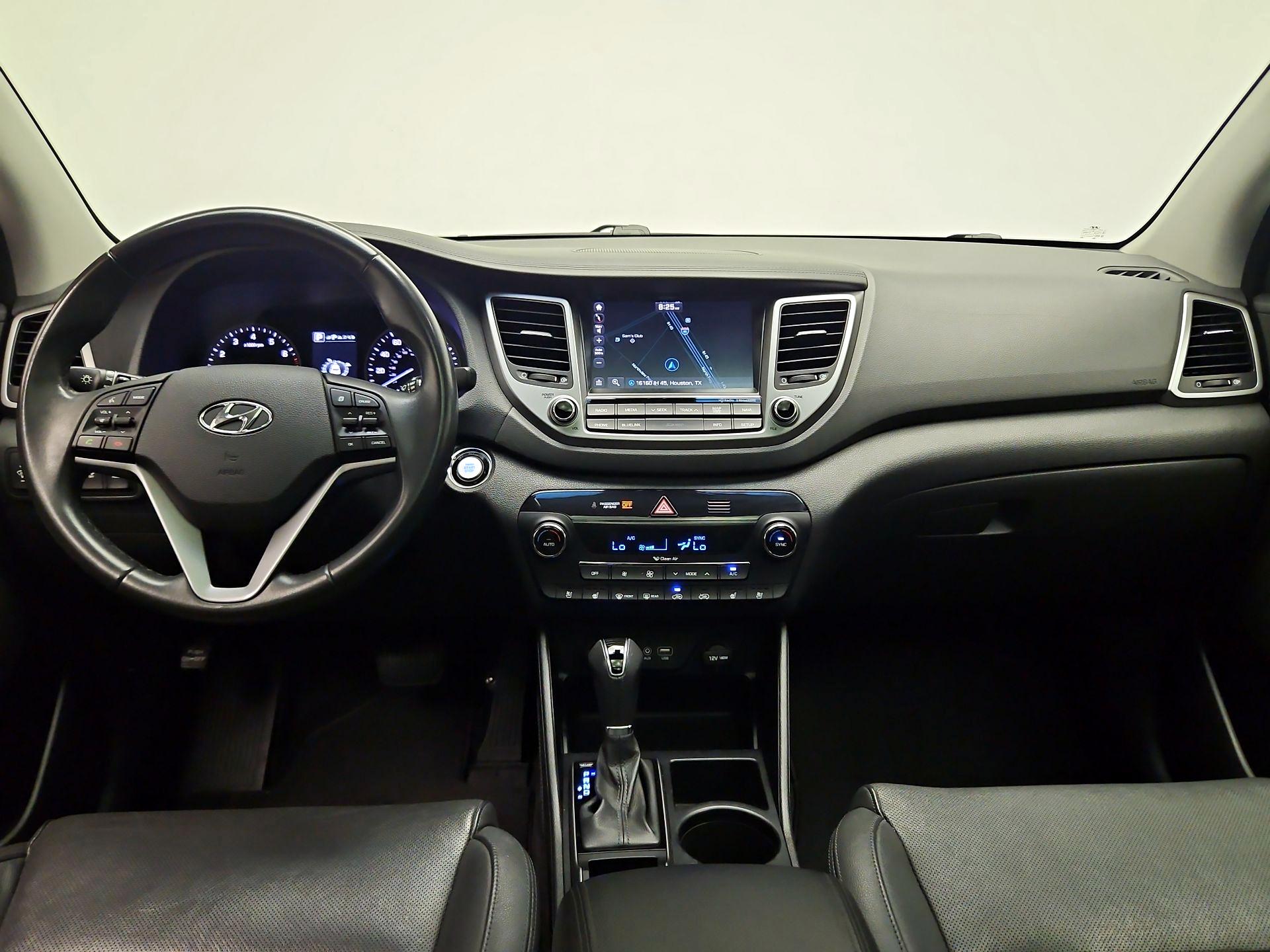 Thumbnail: 2016 Hyundai Tucson - 9