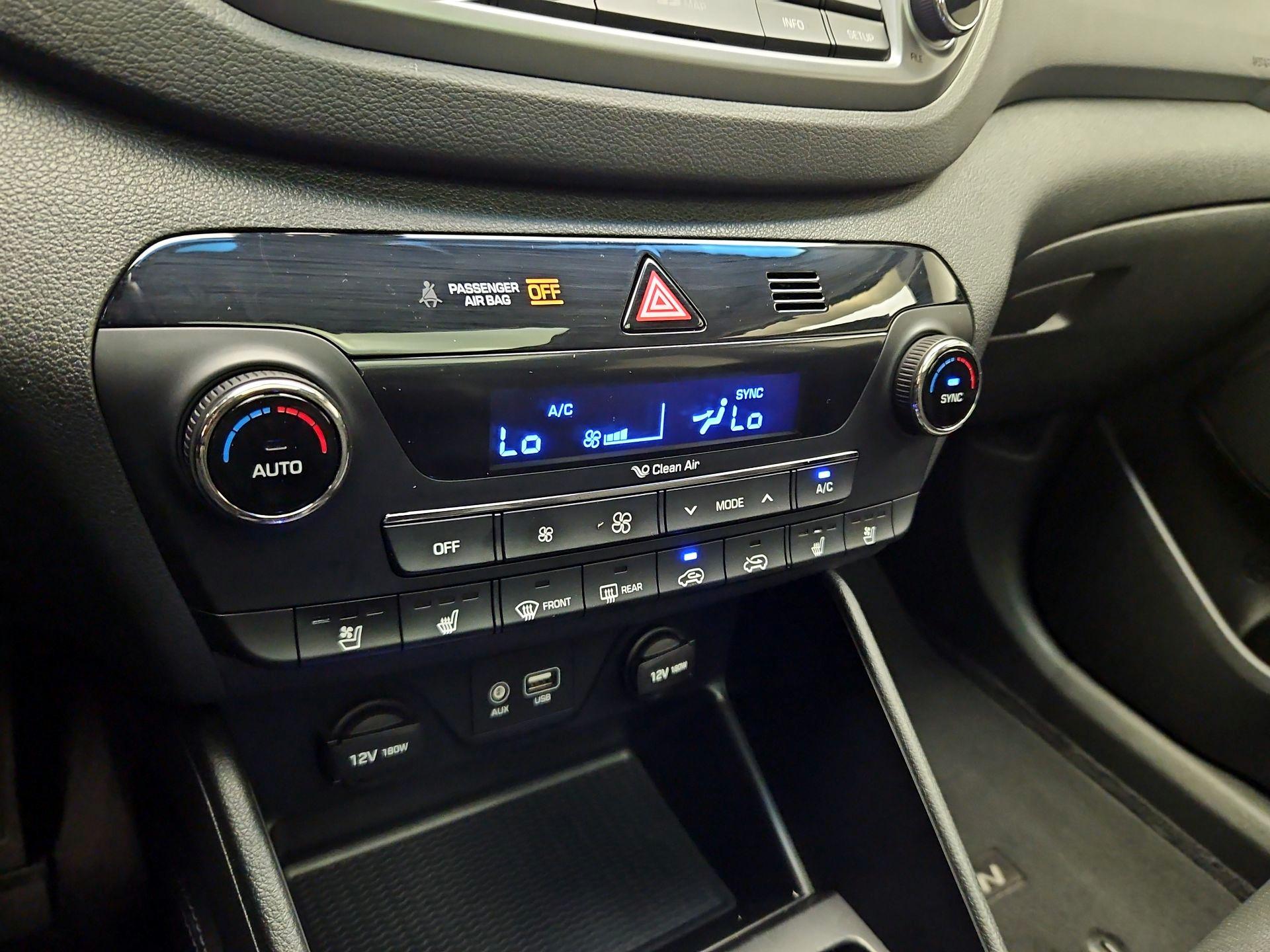 Thumbnail: 2016 Hyundai Tucson - 17