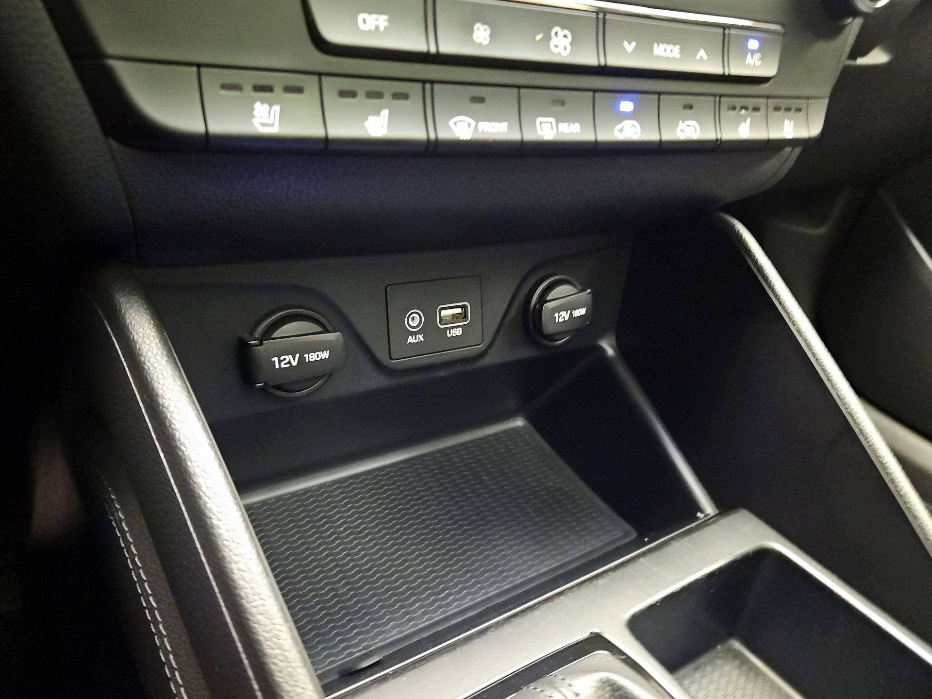 Thumbnail: 2016 Hyundai Tucson - 19