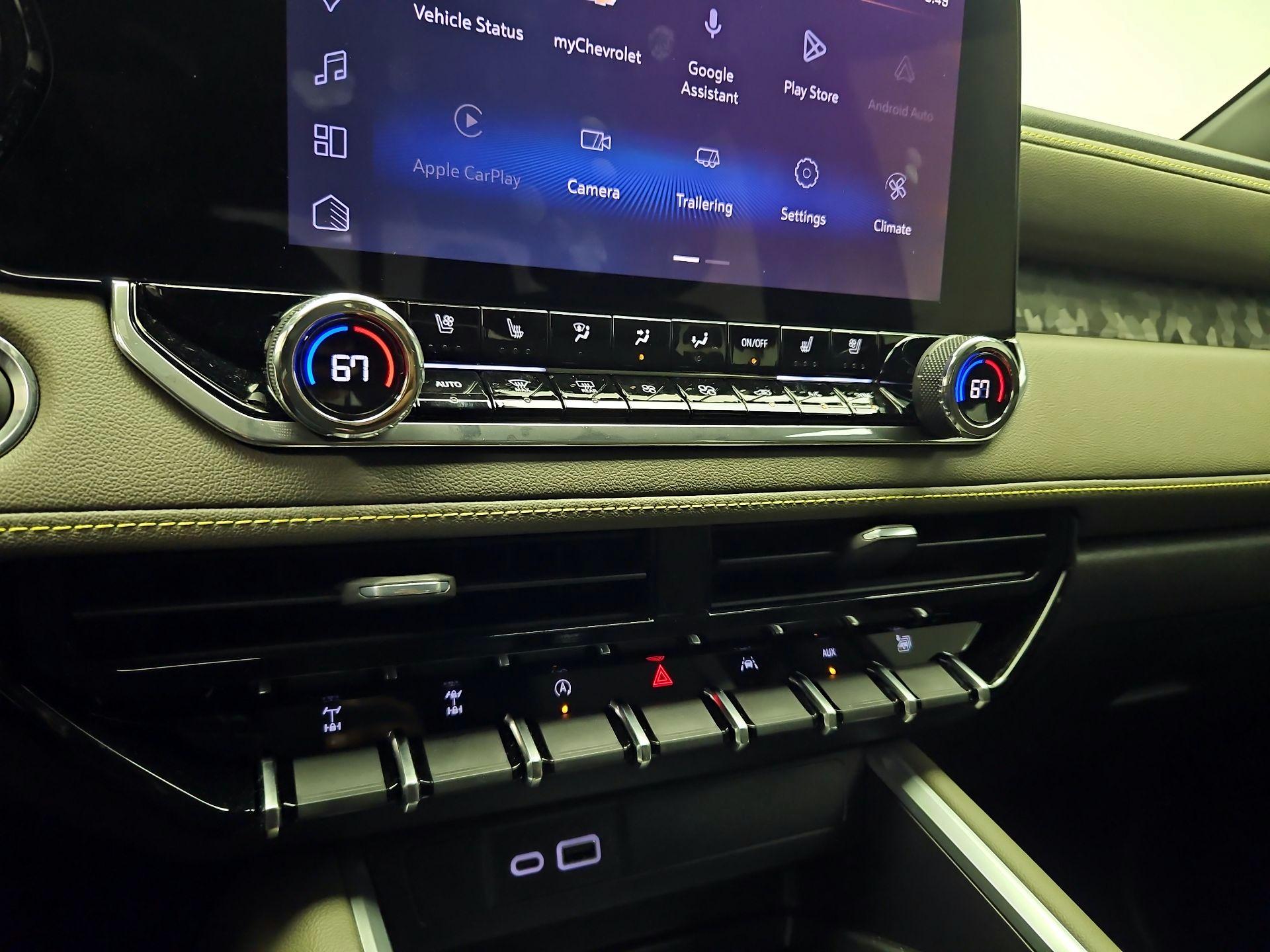 Thumbnail: 2026 Chevrolet Colorado - 15