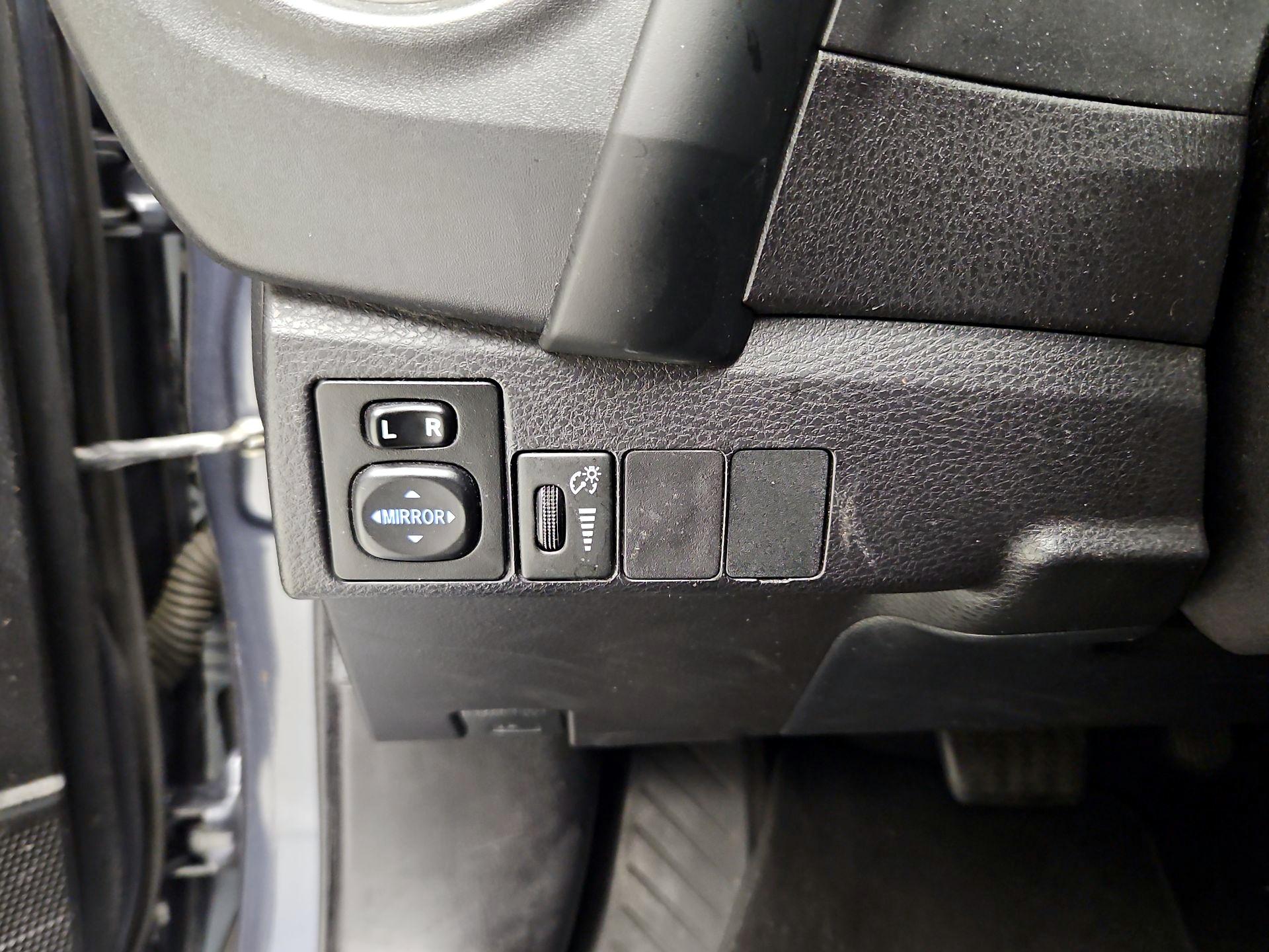 Thumbnail: 2019 Toyota Corolla - 13