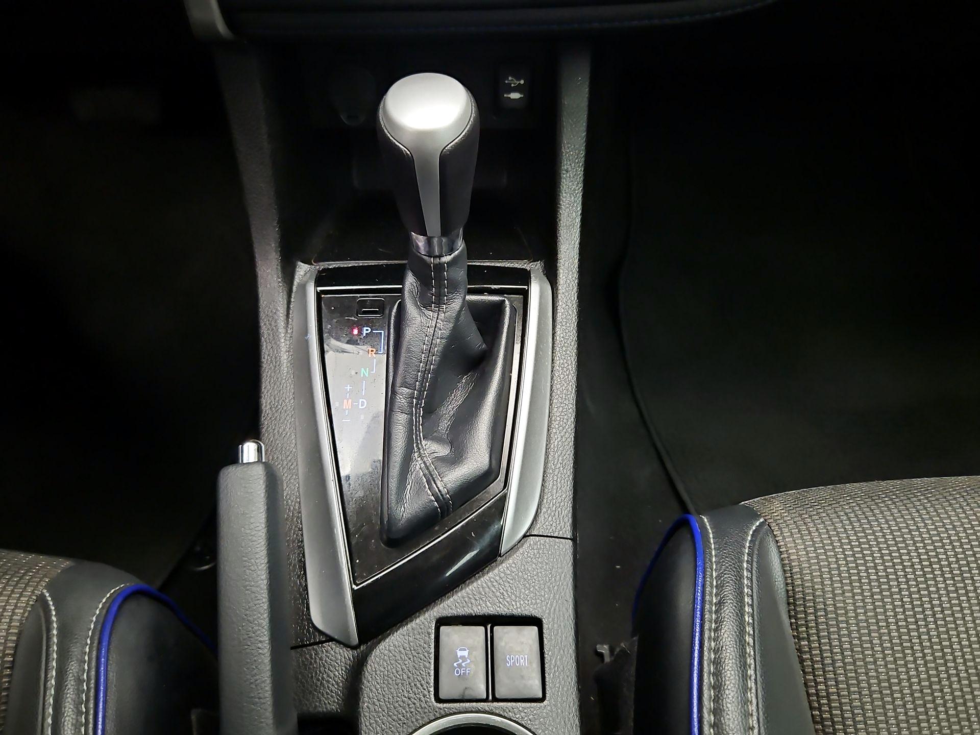 Thumbnail: 2019 Toyota Corolla - 17