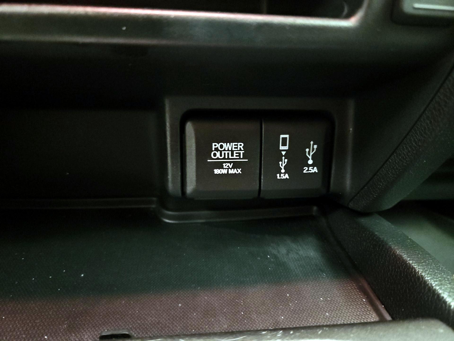 Thumbnail: 2017 Honda Pilot - 18