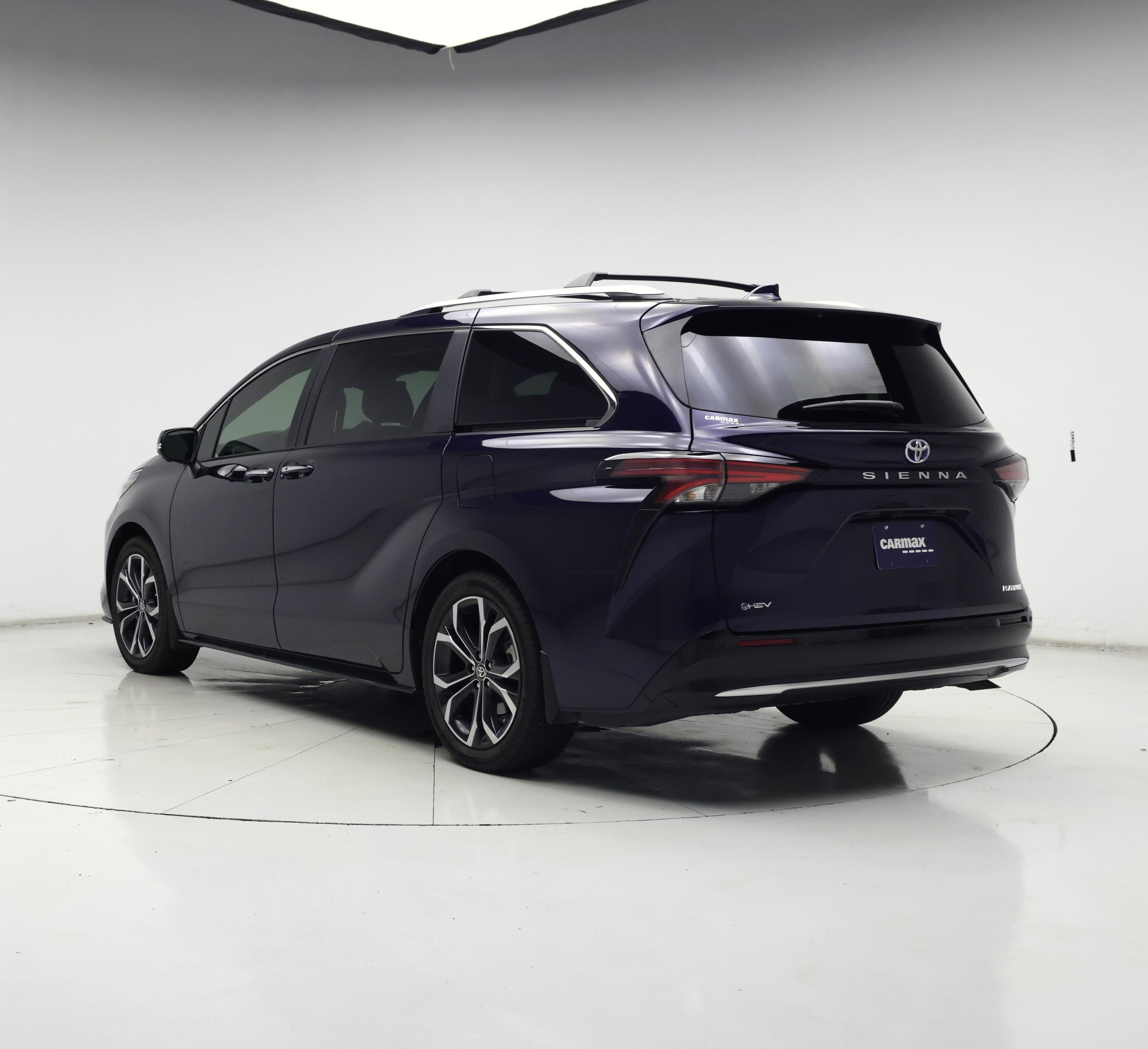 Thumbnail: 2025 Toyota Sienna - 2