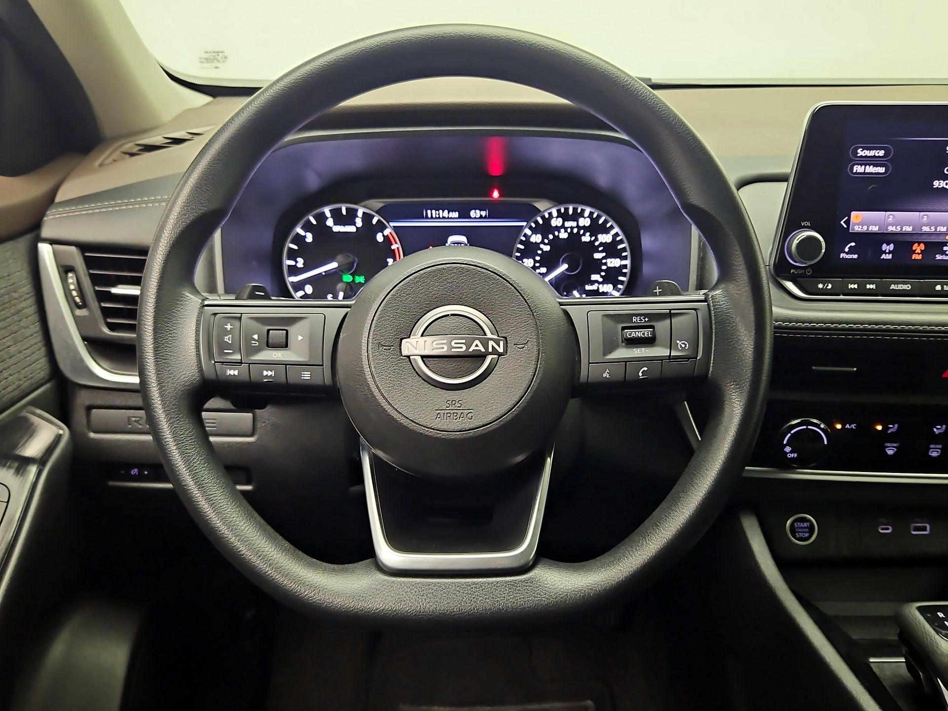 Thumbnail: 2023 Nissan Rogue - 10