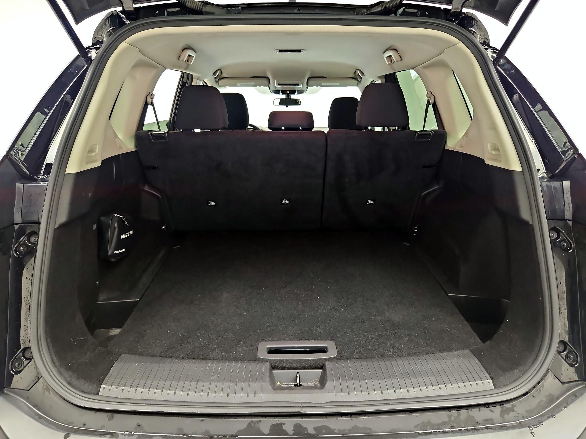 Thumbnail: 2023 Nissan Rogue - 20