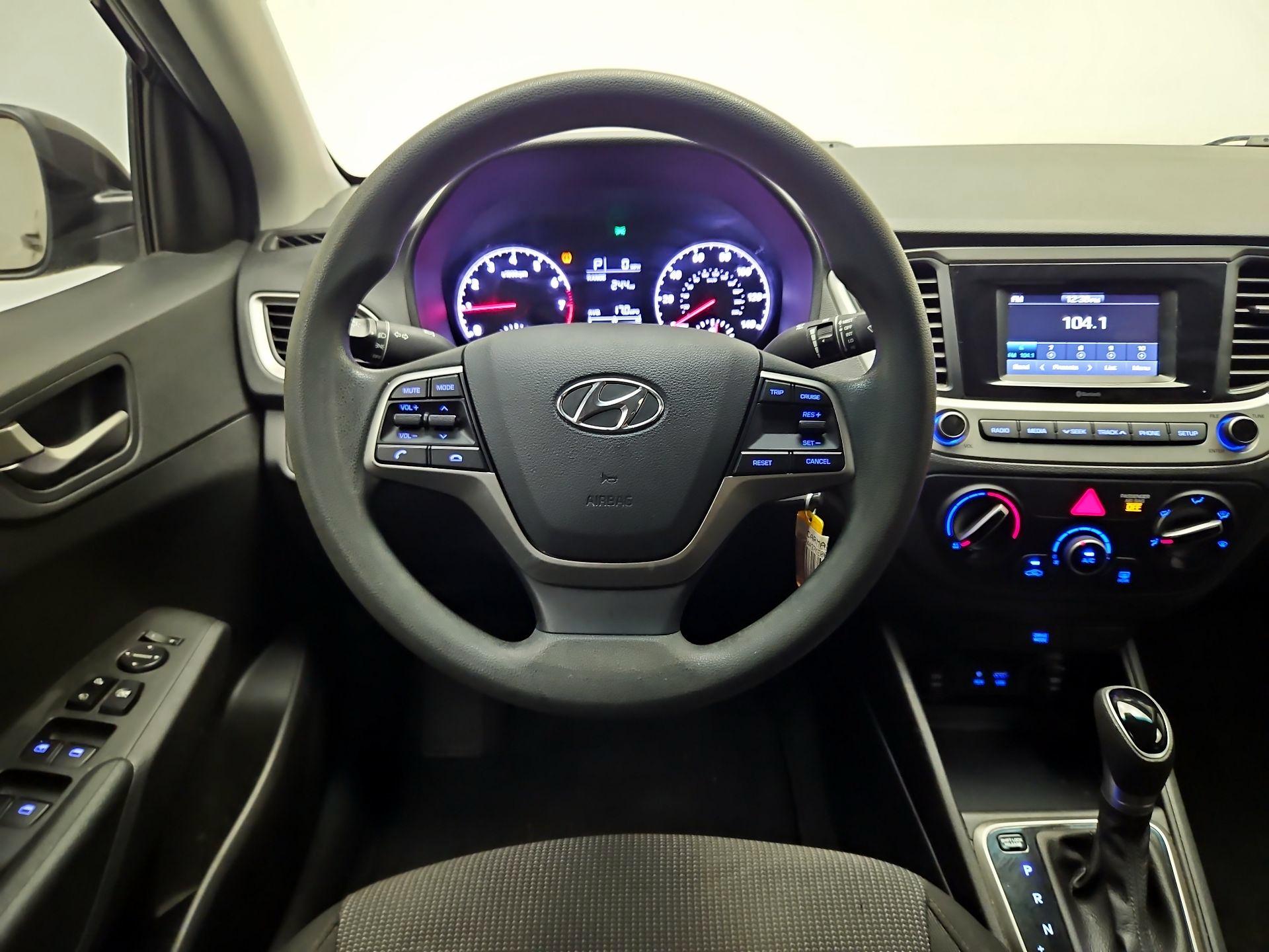 Thumbnail: 2019 Hyundai Accent - 10