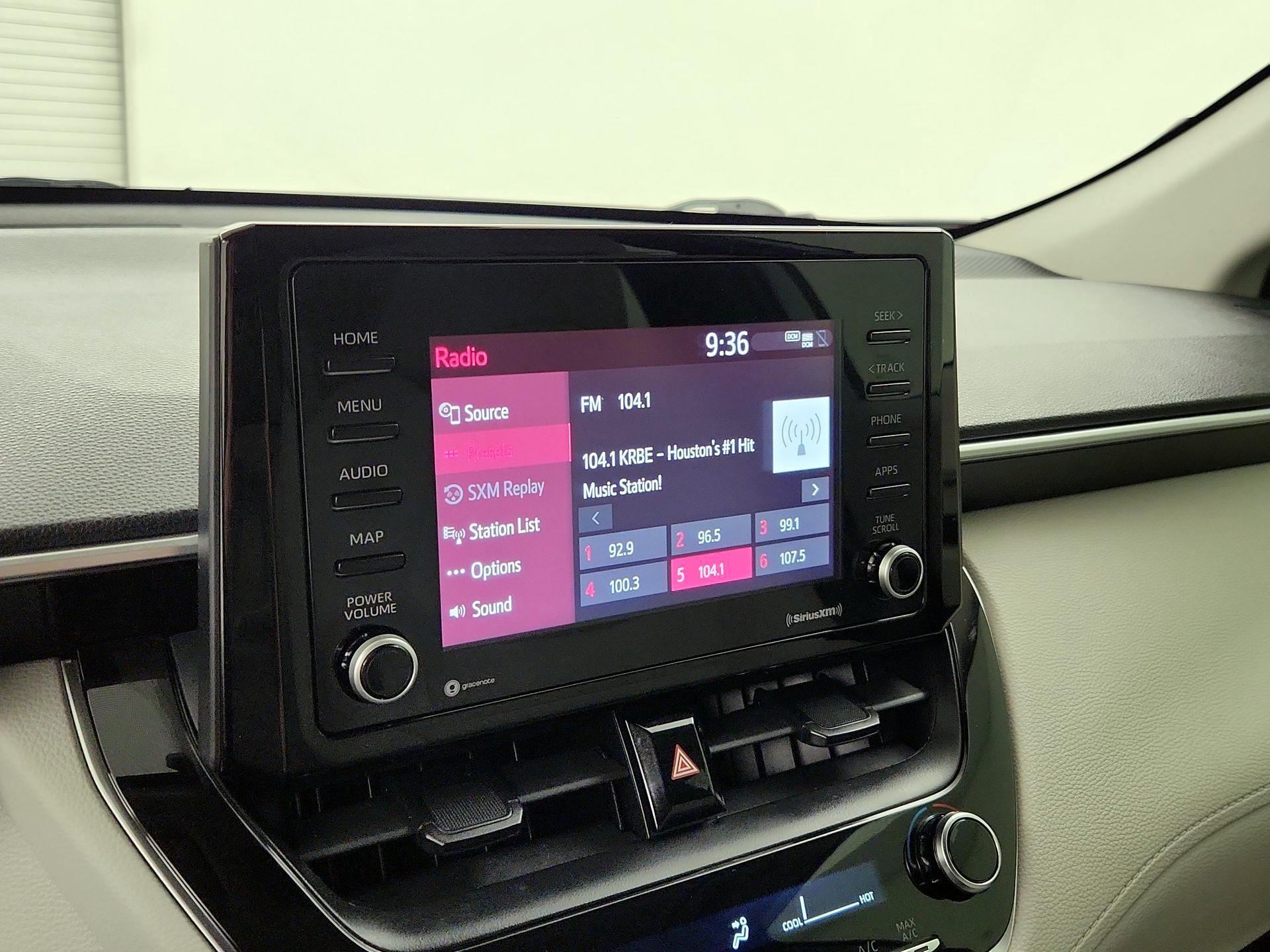 Thumbnail: 2022 Toyota Corolla Cross - 15