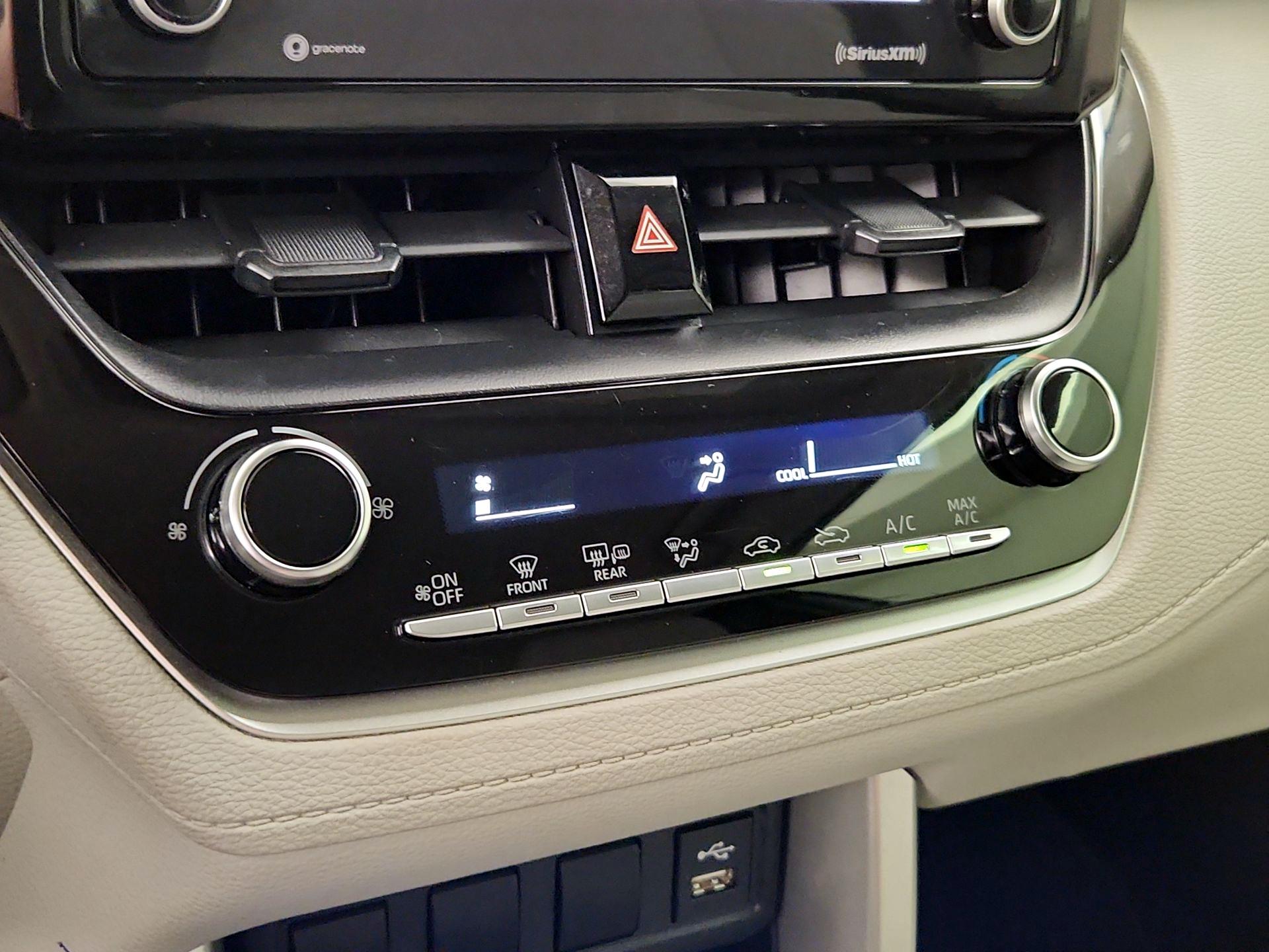 Thumbnail: 2022 Toyota Corolla Cross - 16