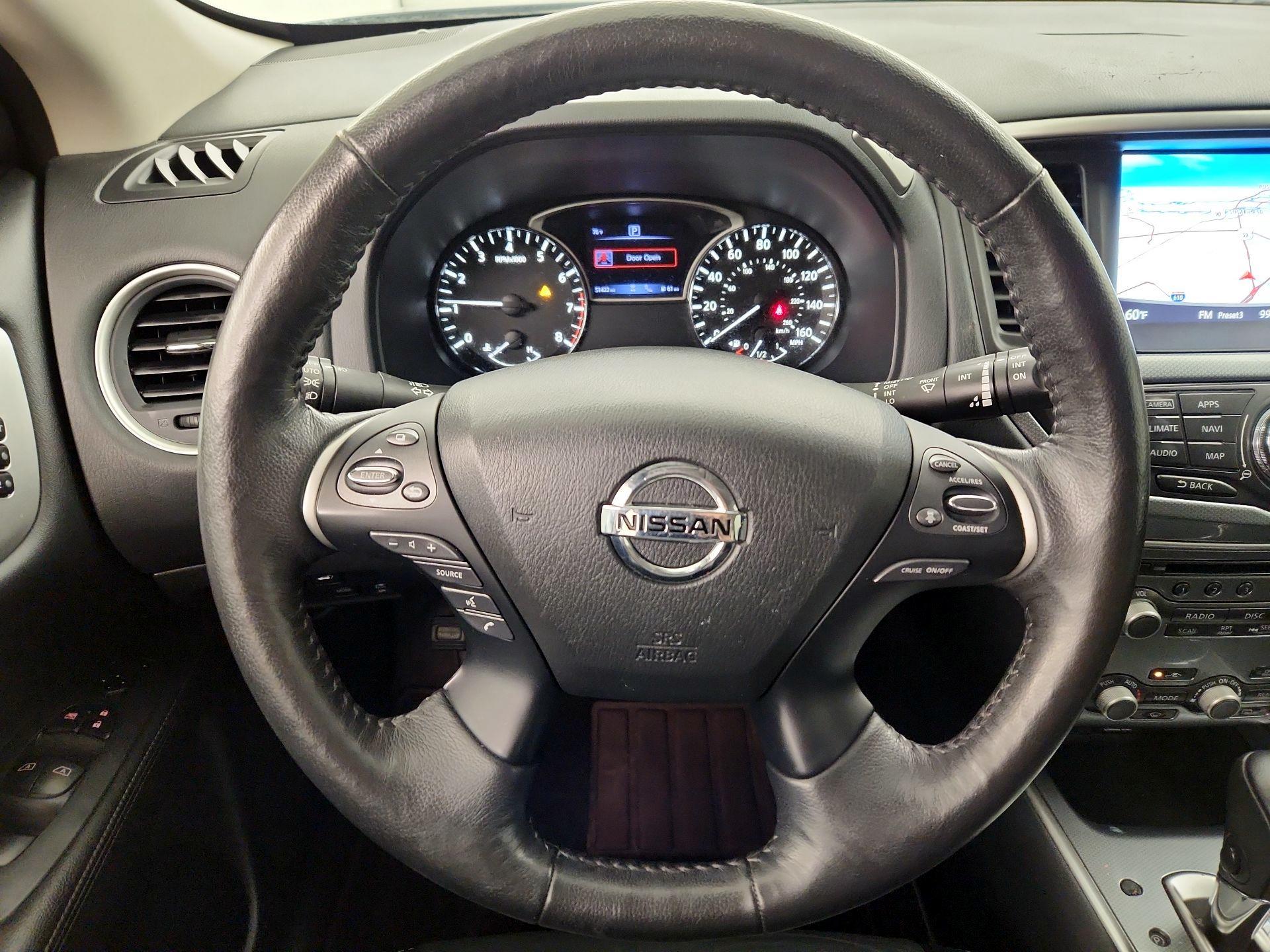 Thumbnail: 2020 Nissan Pathfinder - 10