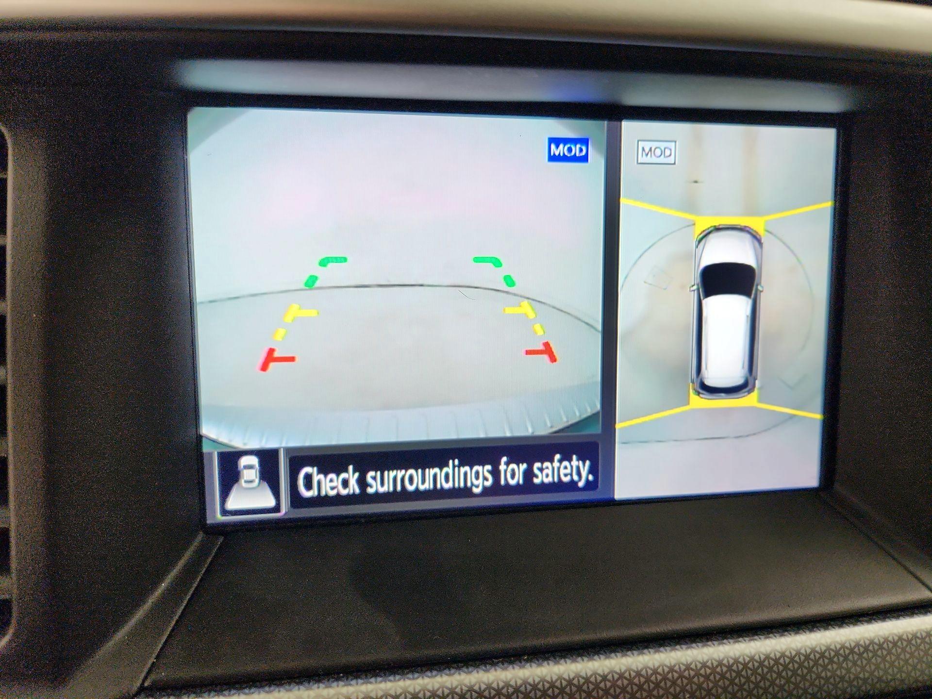 Thumbnail: 2020 Nissan Pathfinder - 15