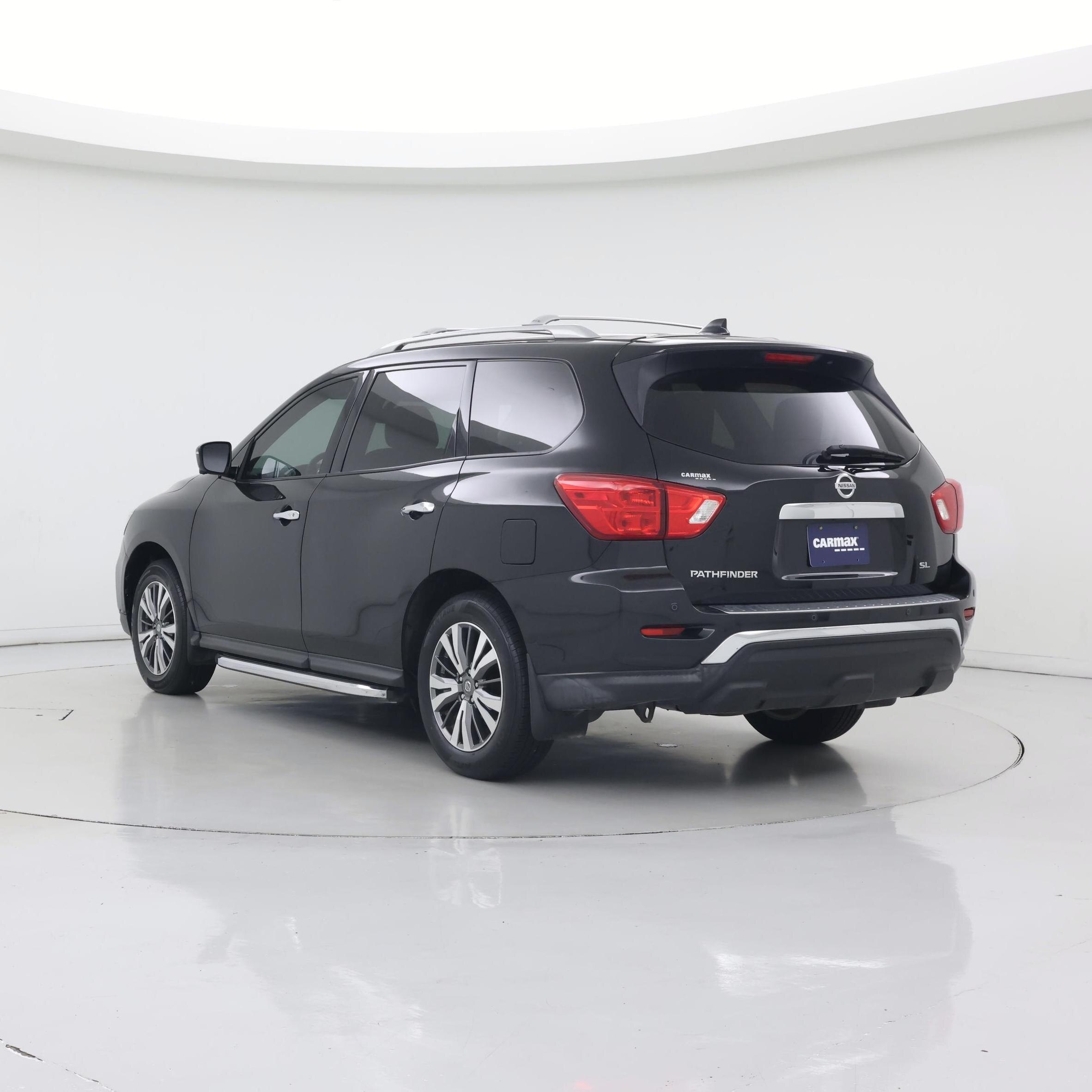 Thumbnail: 2020 Nissan Pathfinder - 2