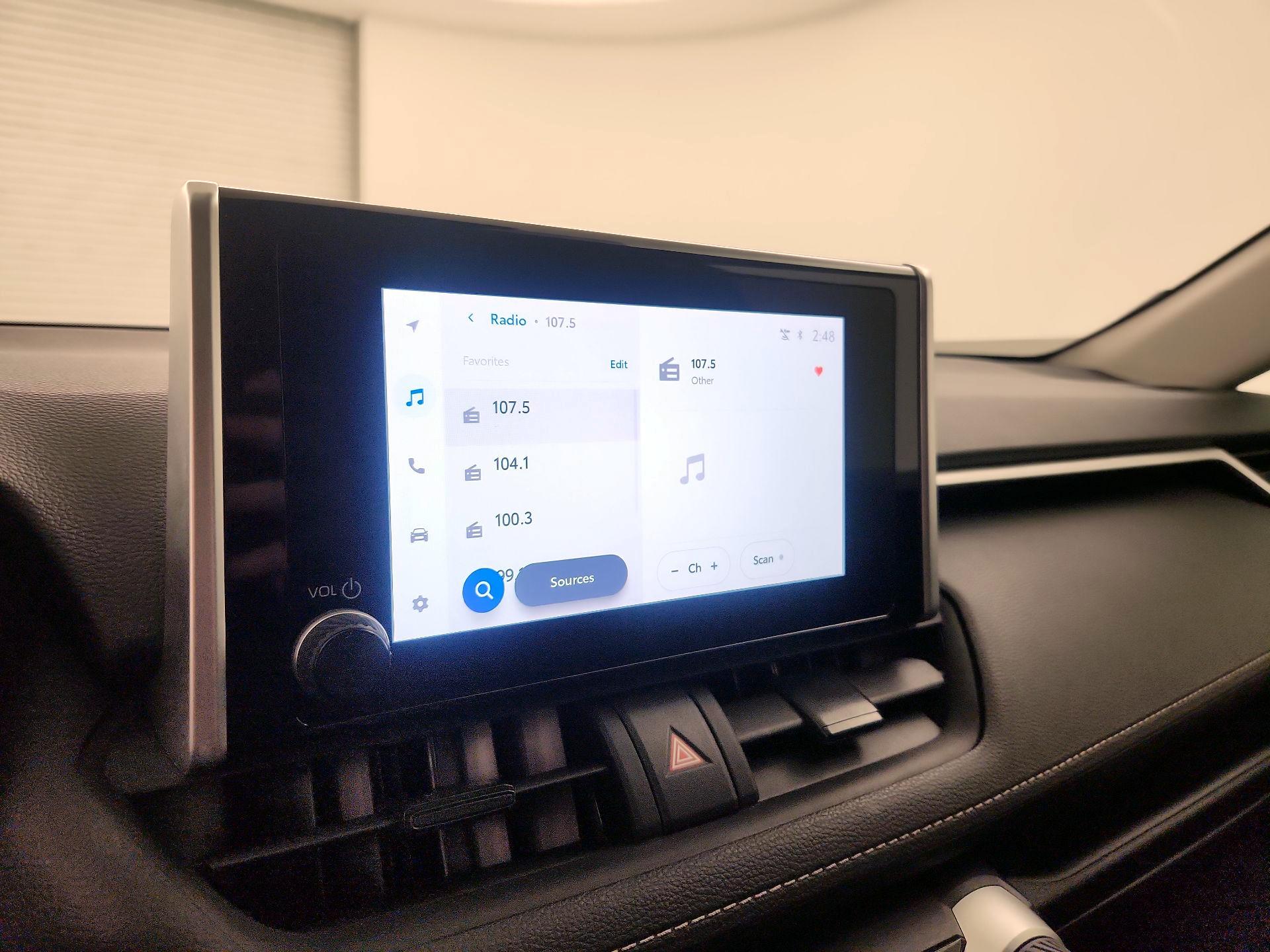 Thumbnail: 2025 Toyota RAV4 - 15