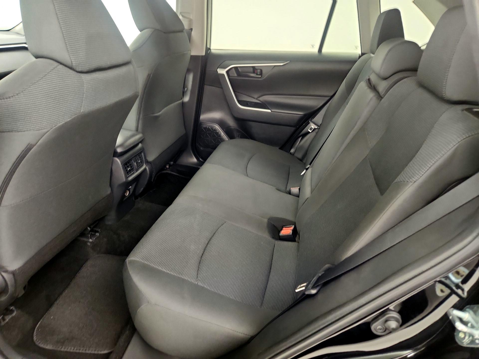 Thumbnail: 2025 Toyota RAV4 - 19