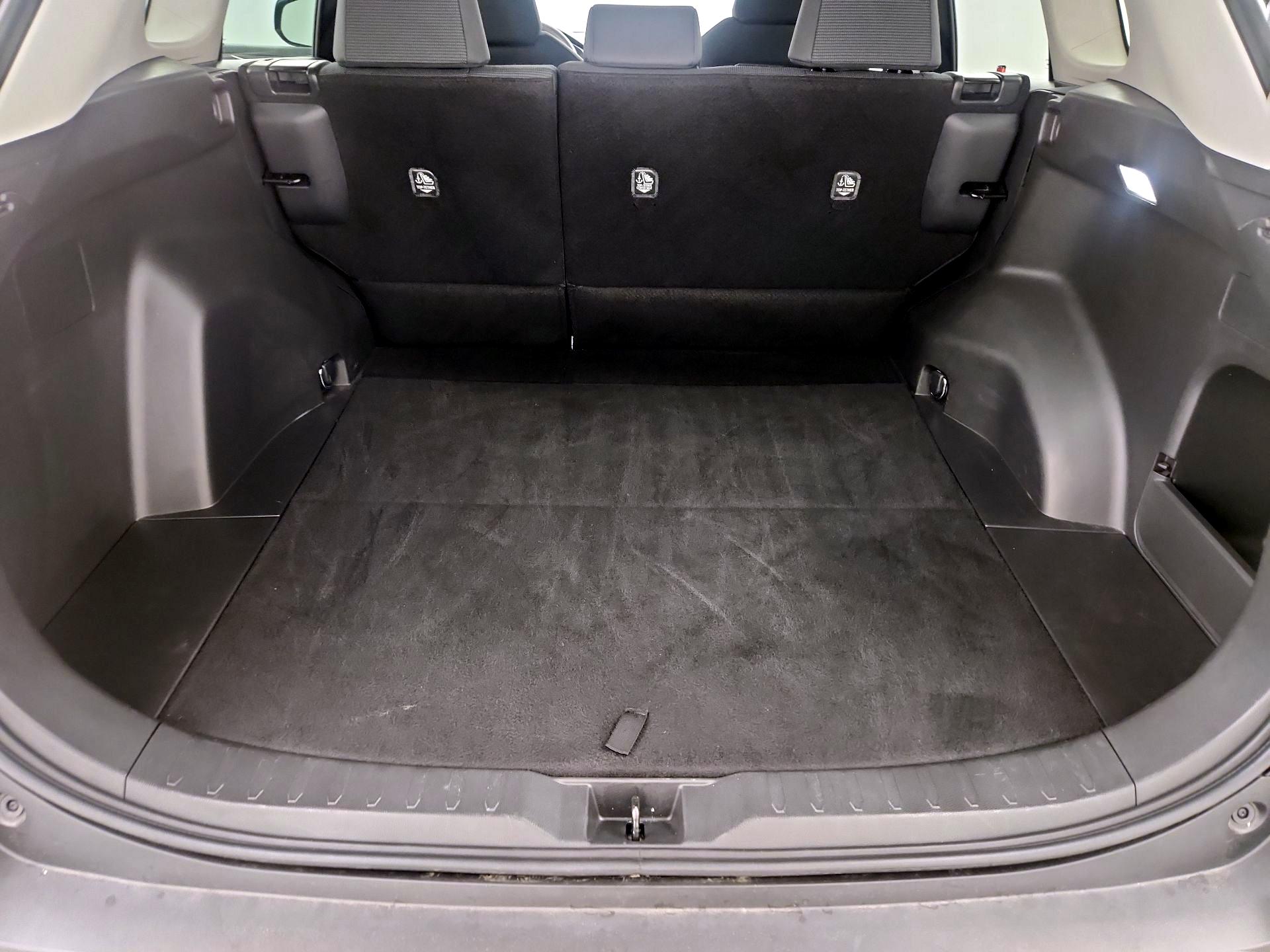 Thumbnail: 2025 Toyota RAV4 - 20