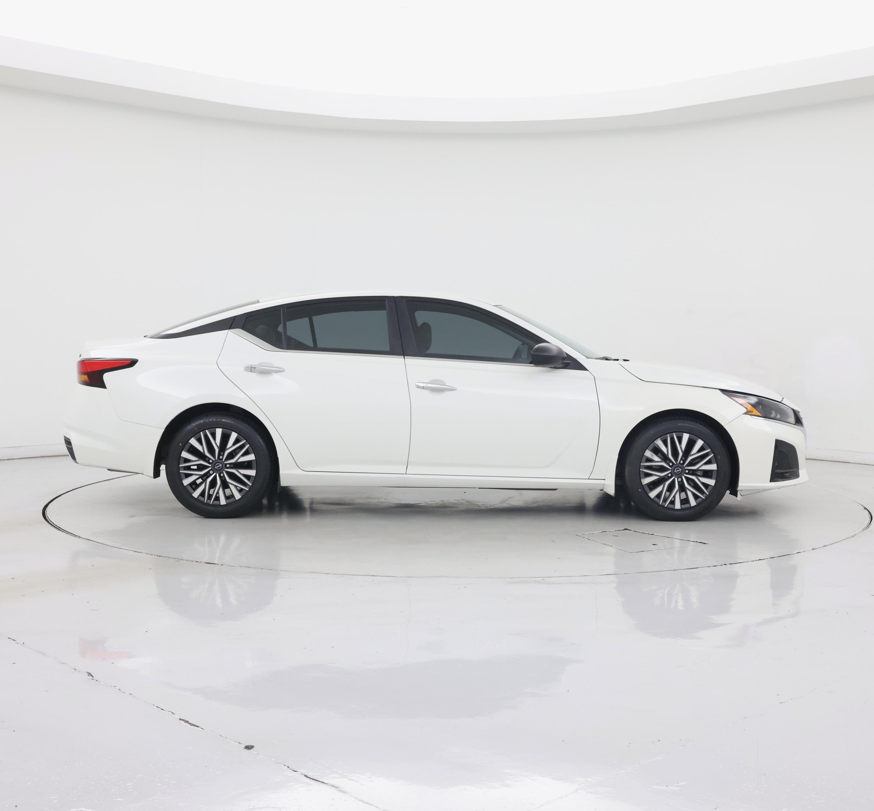 Thumbnail: 2024 Nissan Altima - 7