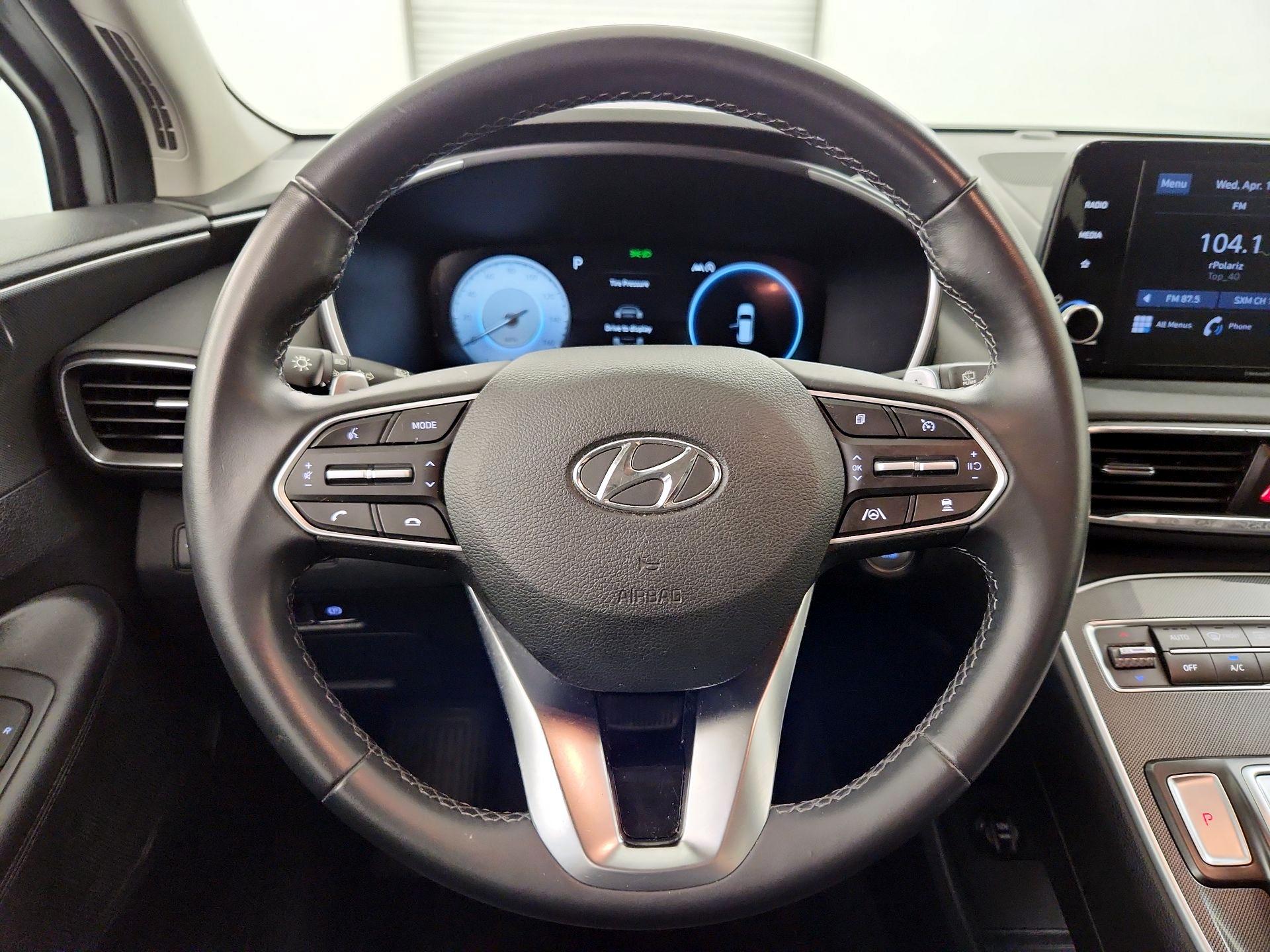 Thumbnail: 2022 Hyundai Santa Fe - 10