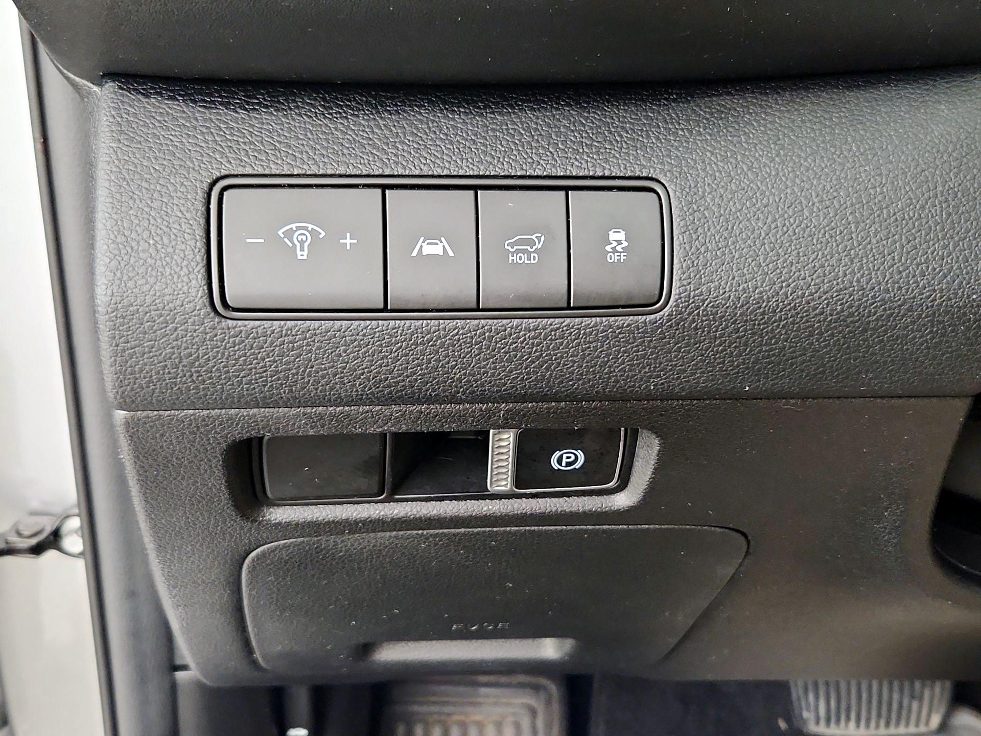 Thumbnail: 2022 Hyundai Santa Fe - 13