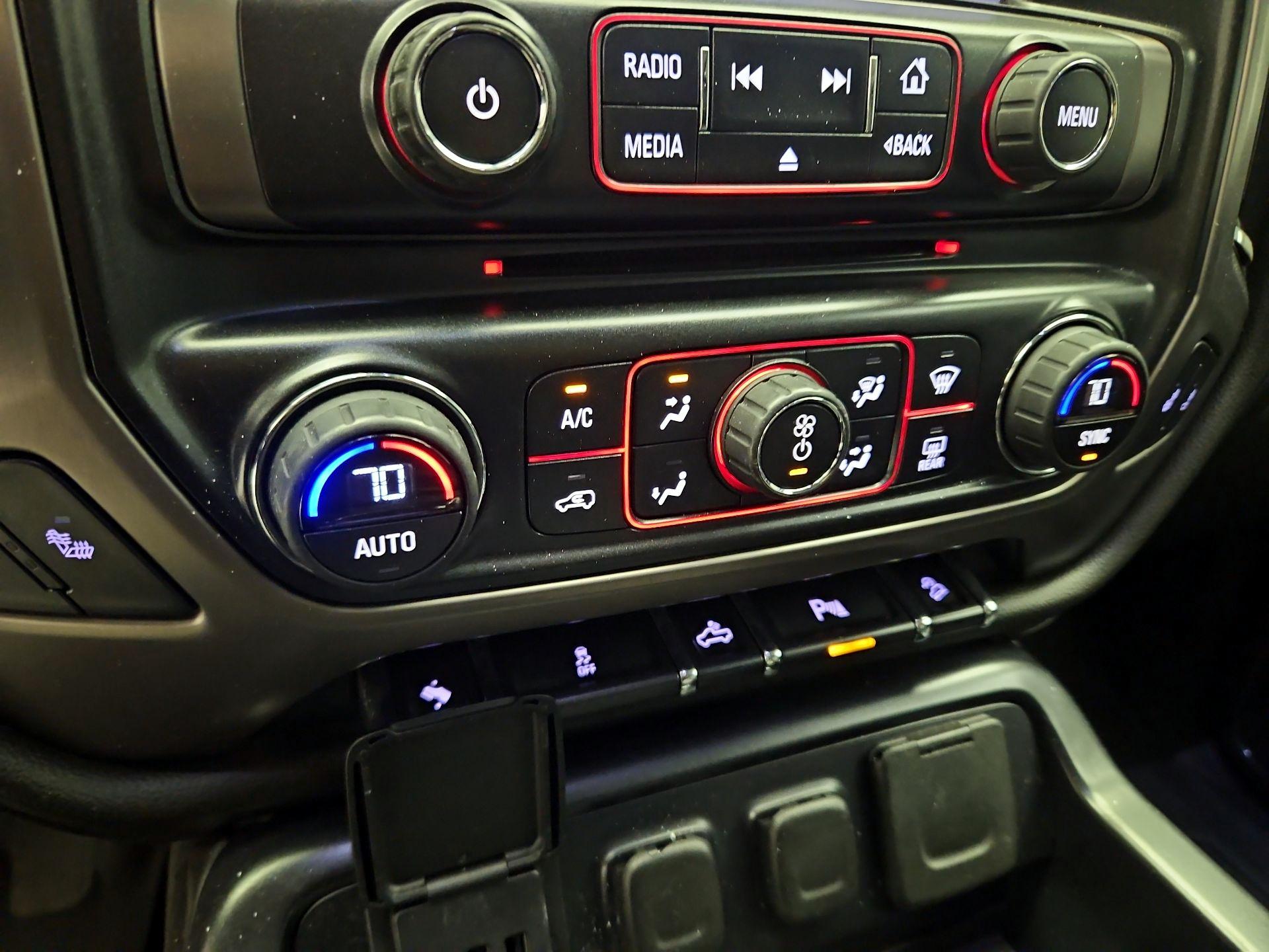 Thumbnail: 2014 GMC Sierra 1500 - 17