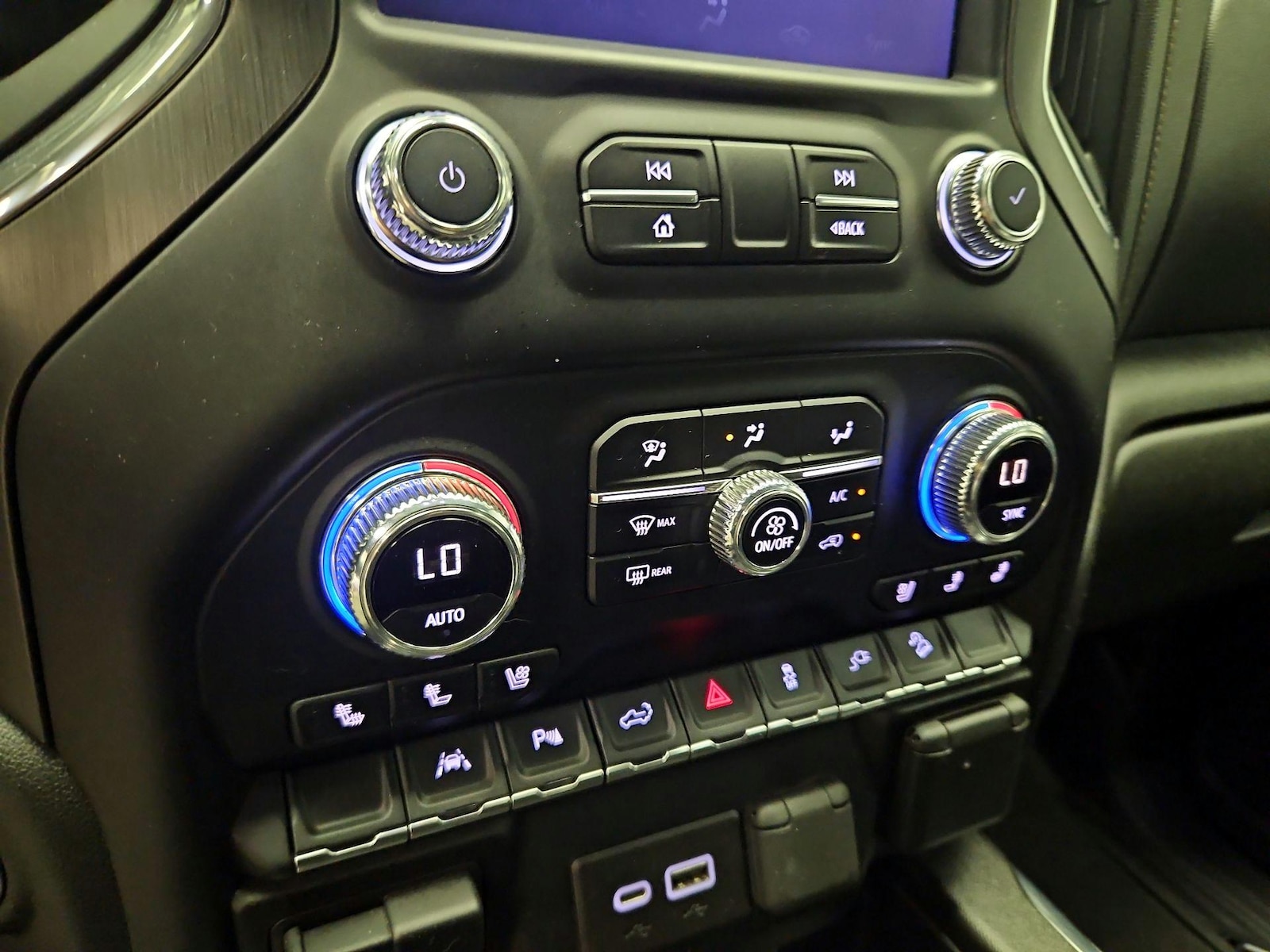2022 GMC Sierra 1500 Limited AT4 - Photo 17