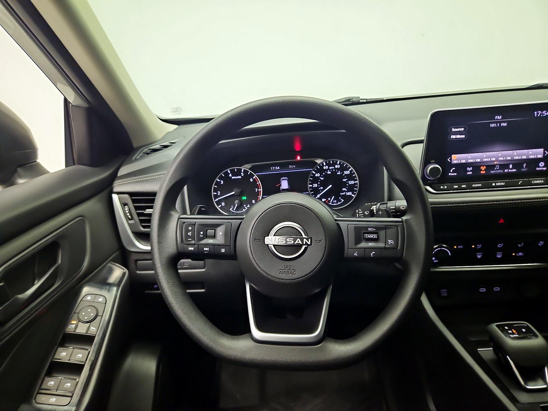 Thumbnail: 2024 Nissan Rogue - 10