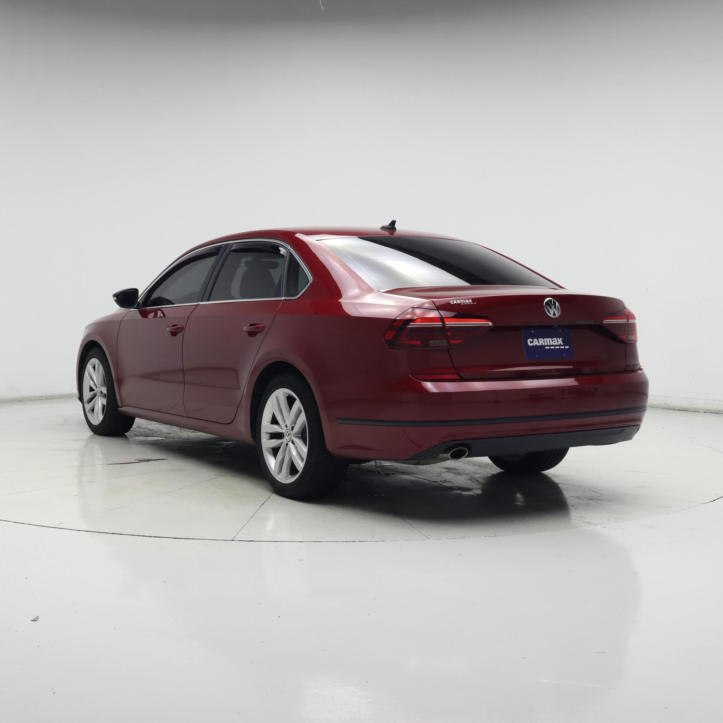 Thumbnail: 2018 Volkswagen Passat - 2