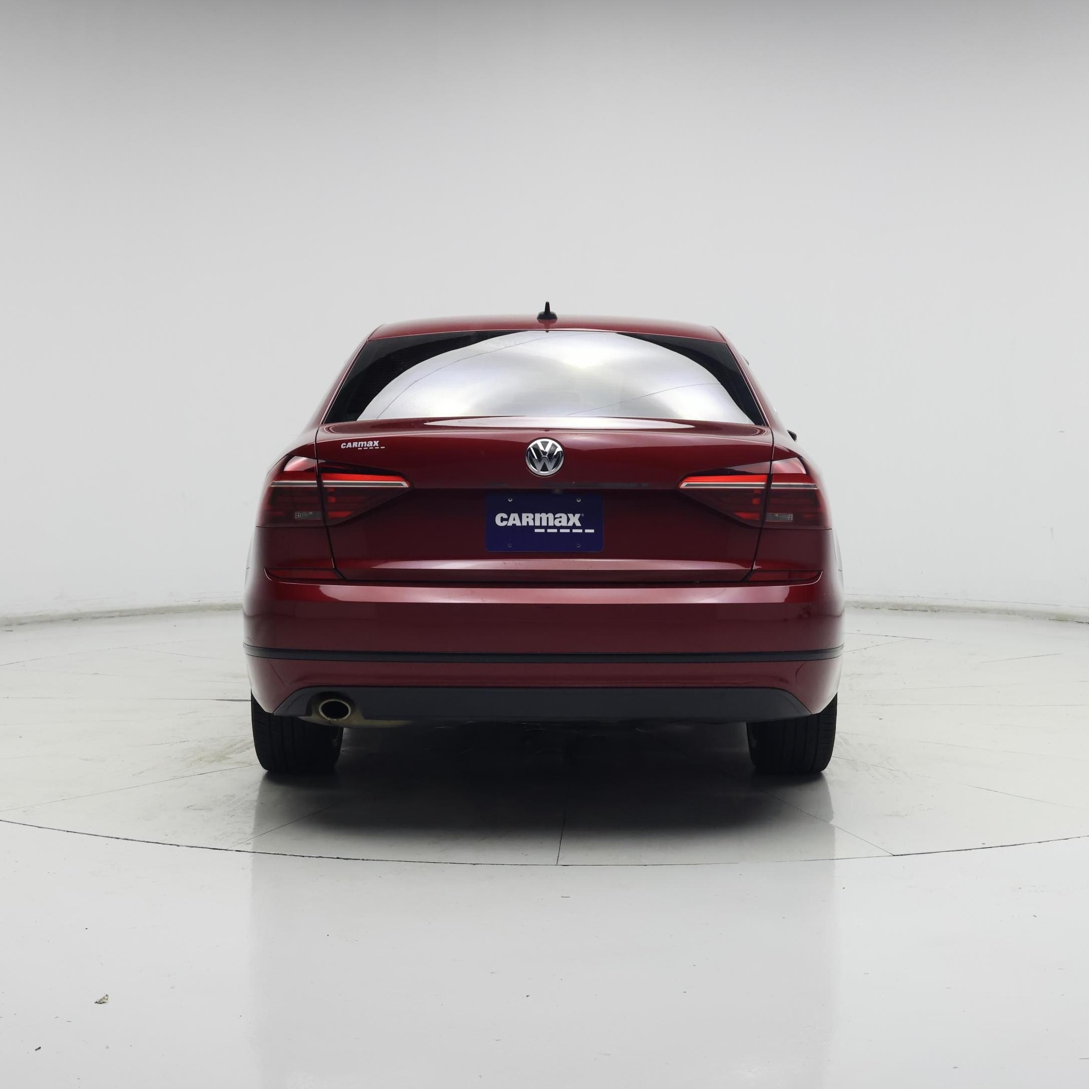 Thumbnail: 2018 Volkswagen Passat - 6