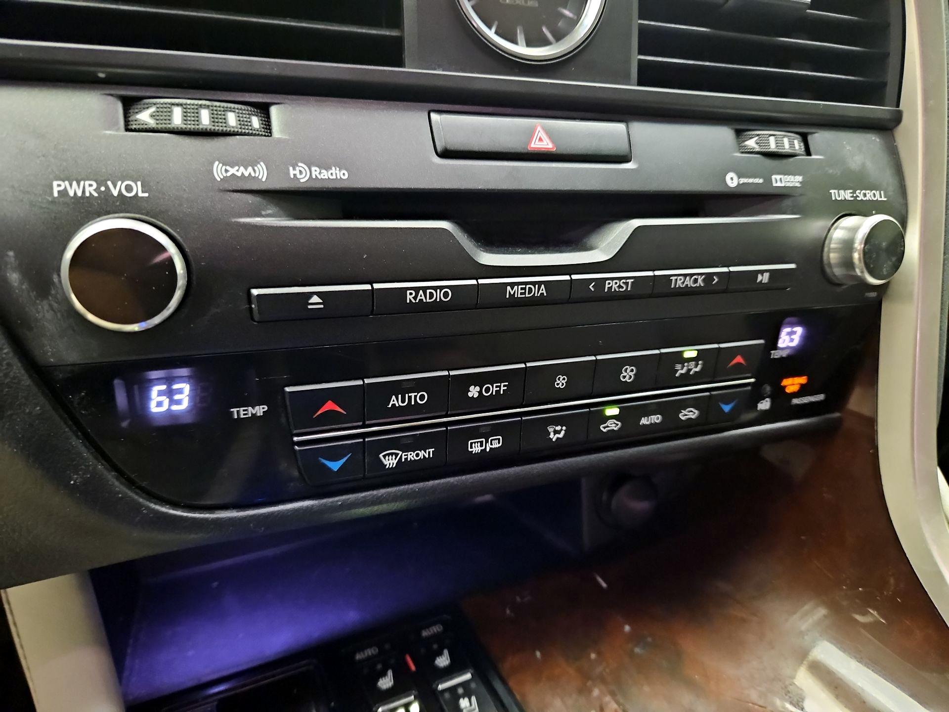 Thumbnail: 2017 Lexus RX - 16