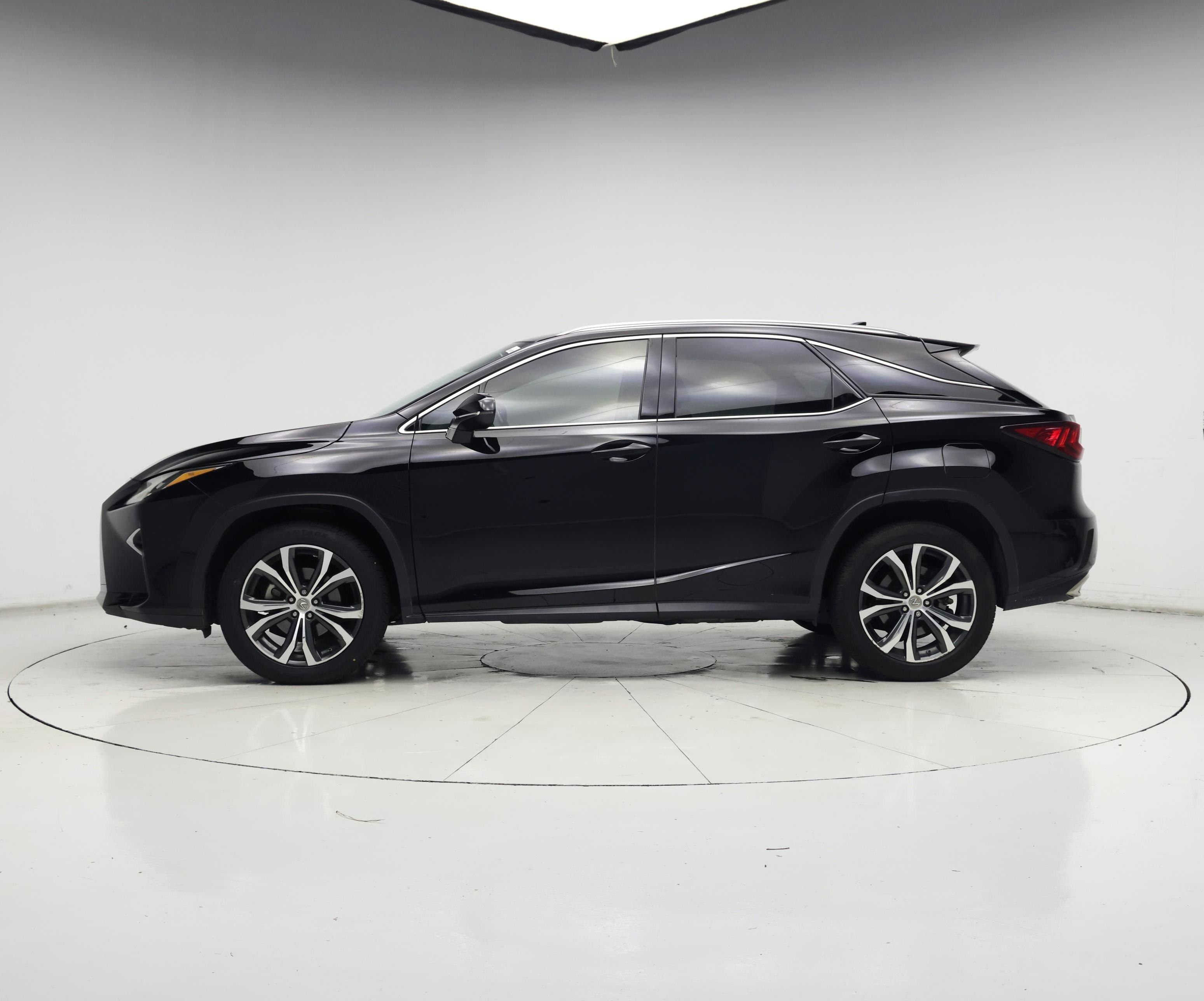 Thumbnail: 2017 Lexus RX - 3