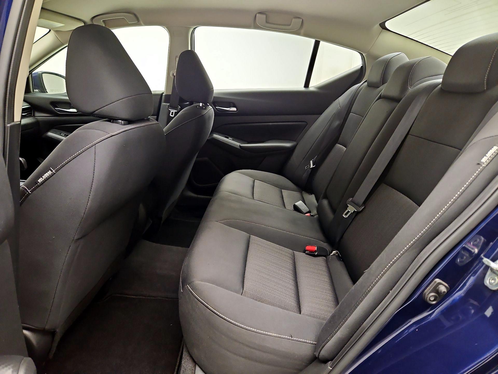 Thumbnail: 2021 Nissan Altima - 17