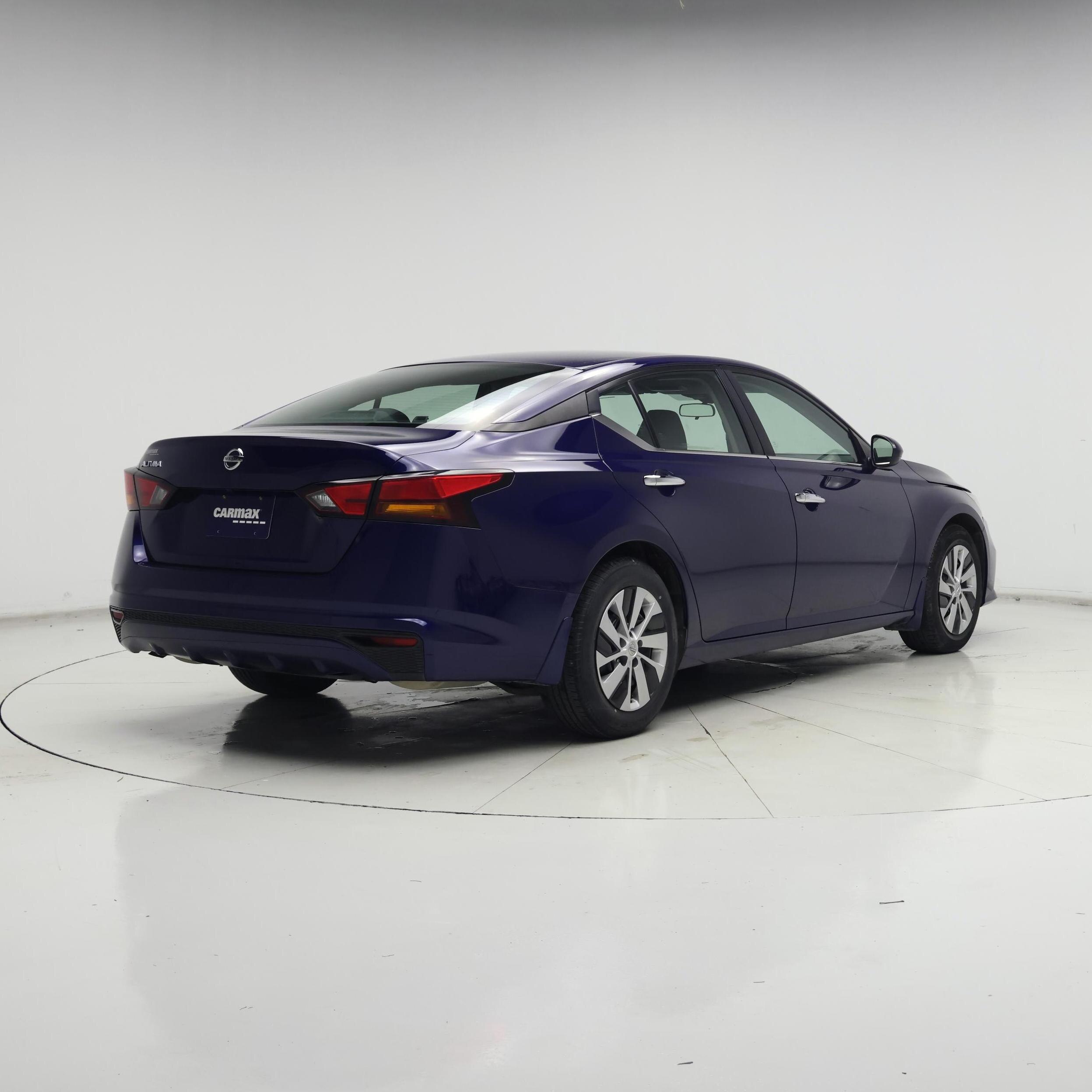 Thumbnail: 2021 Nissan Altima - 8