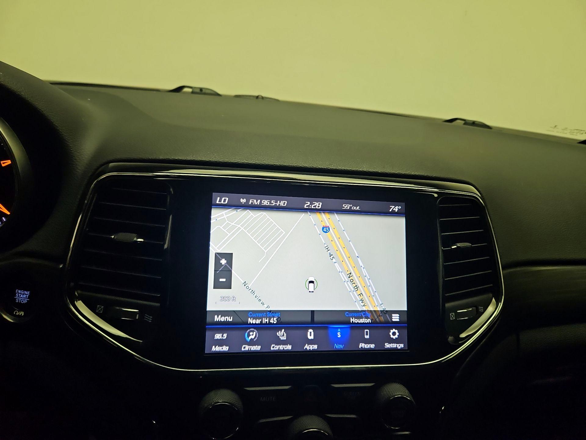 Thumbnail: 2021 Jeep Grand Cherokee - 13