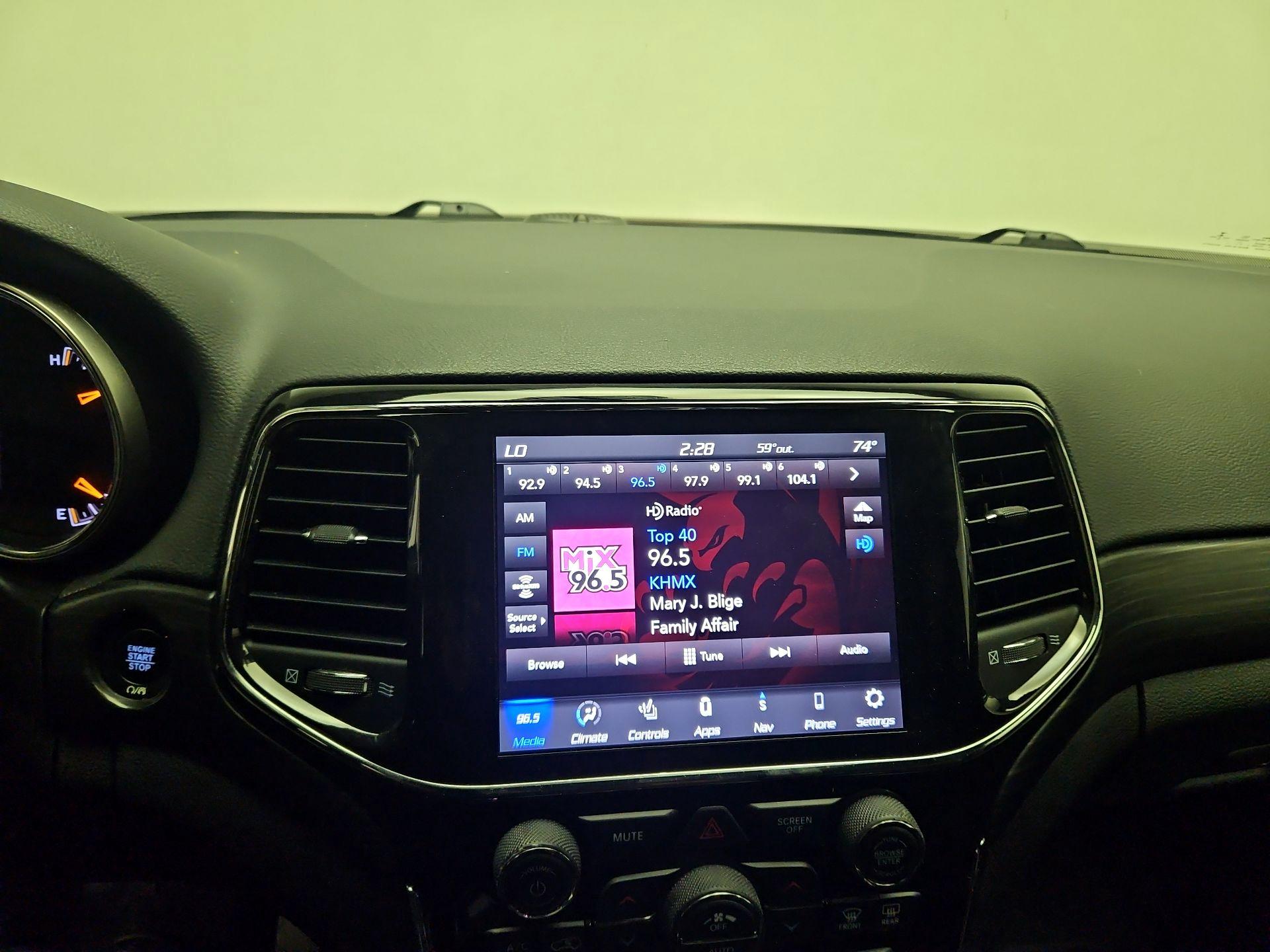 Thumbnail: 2021 Jeep Grand Cherokee - 15