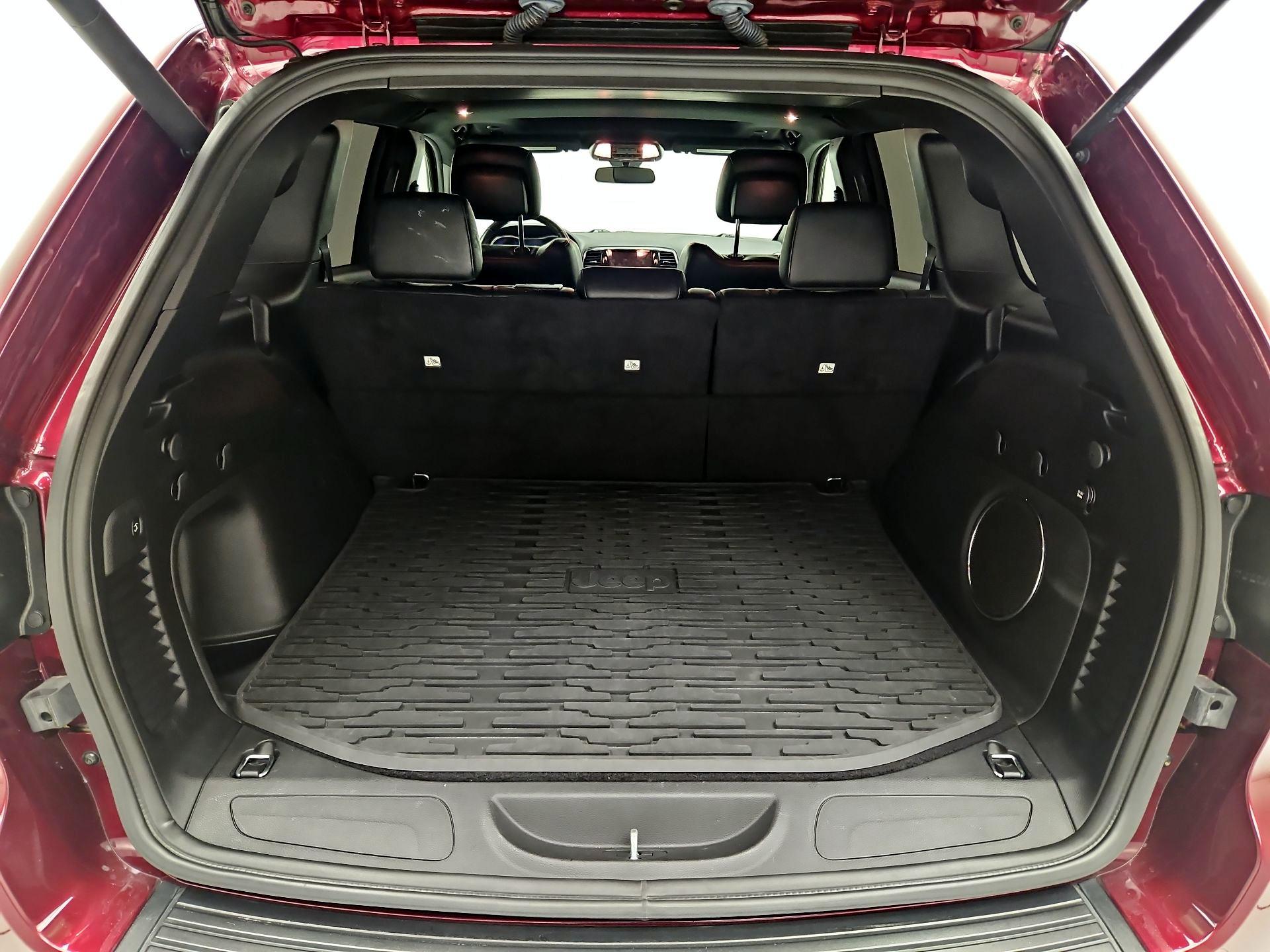 Thumbnail: 2021 Jeep Grand Cherokee - 19