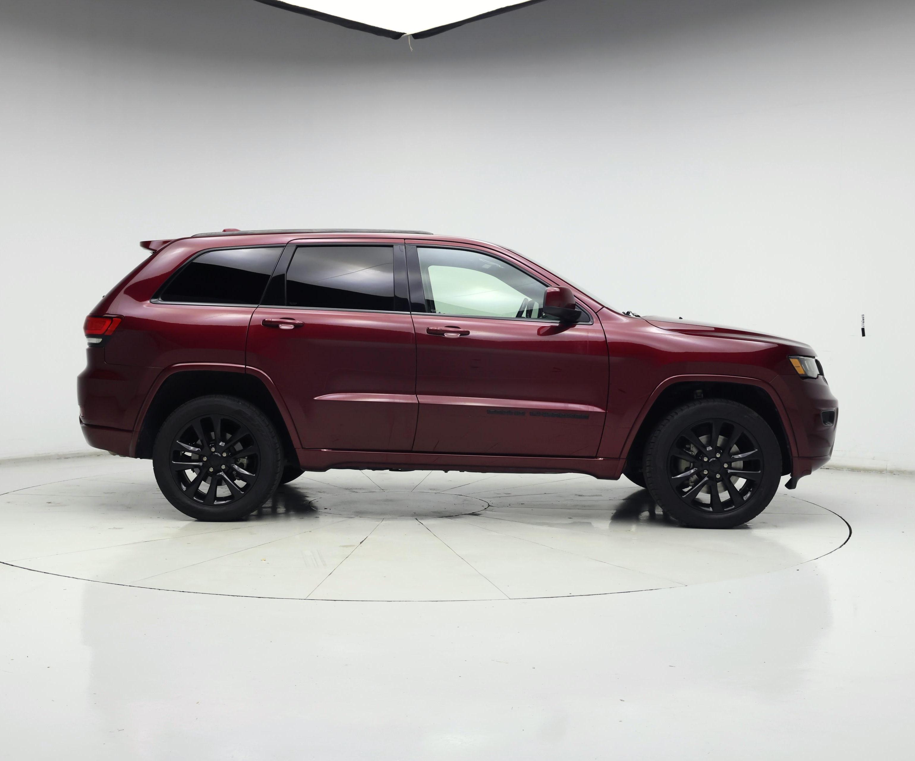 Thumbnail: 2021 Jeep Grand Cherokee - 7