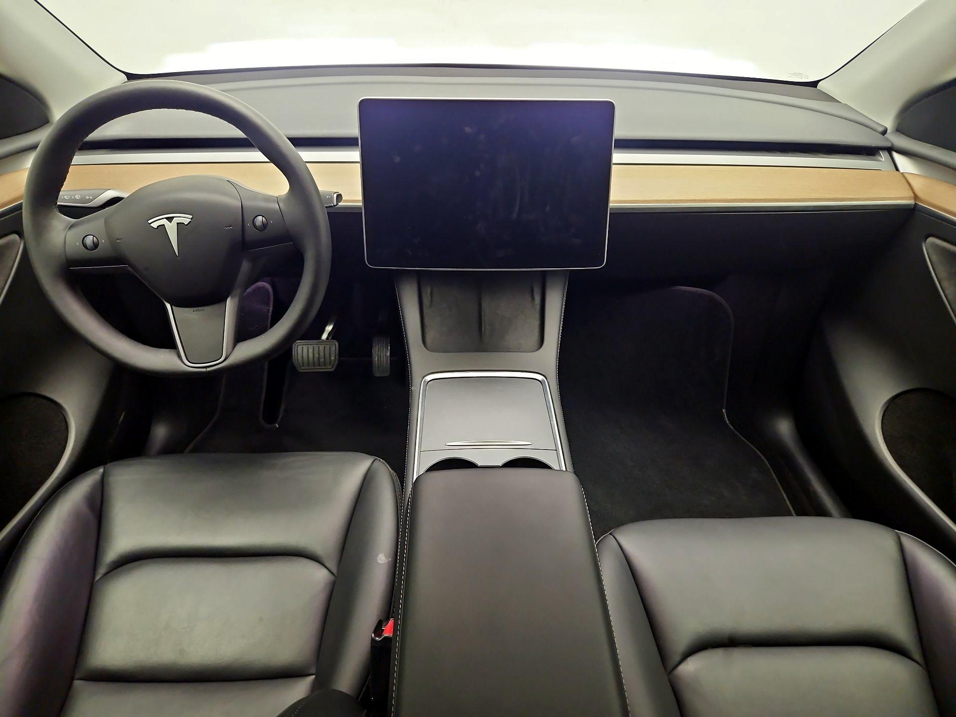 Thumbnail: 2024 Tesla Model Y - 9