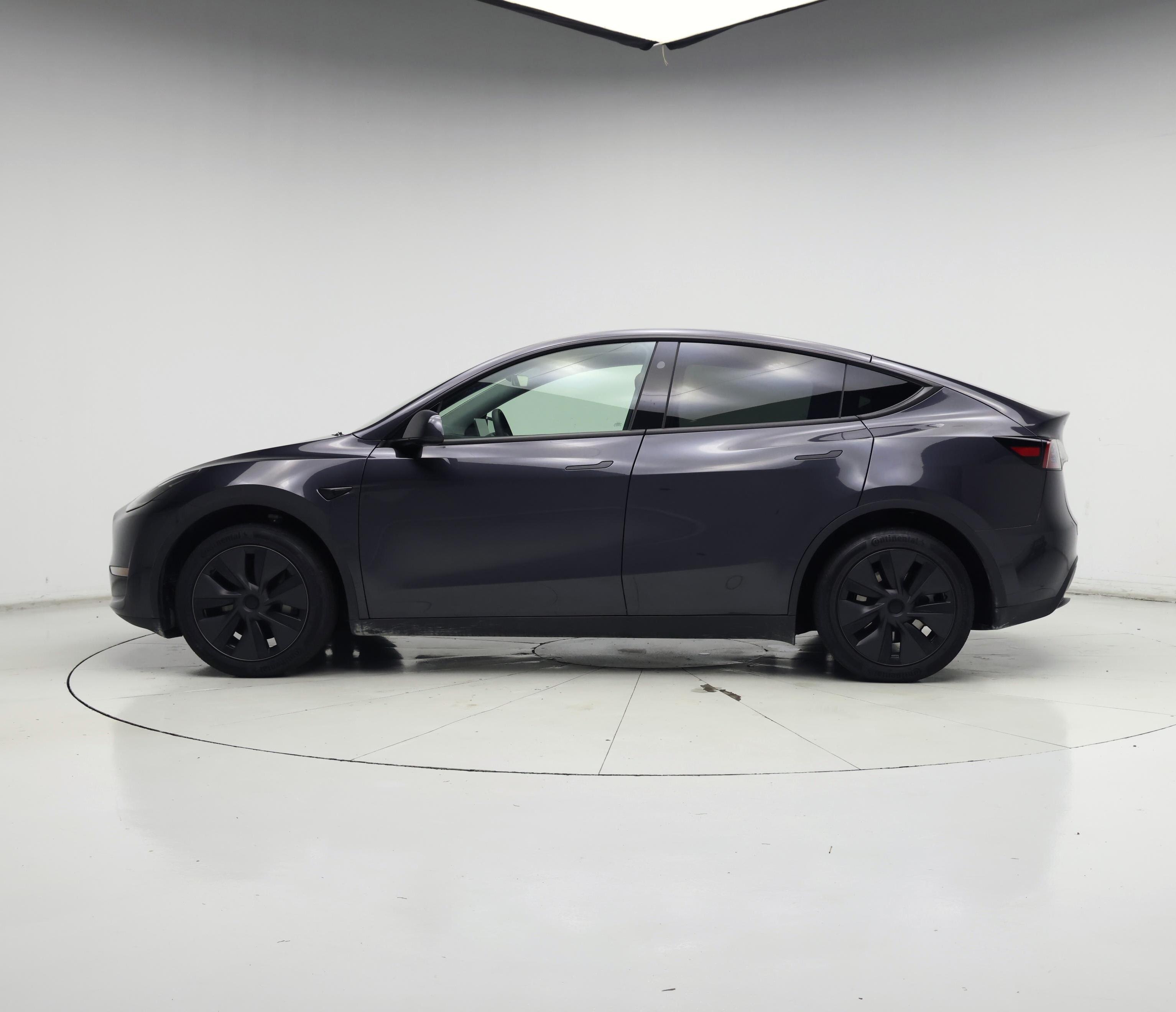 Thumbnail: 2024 Tesla Model Y - 3