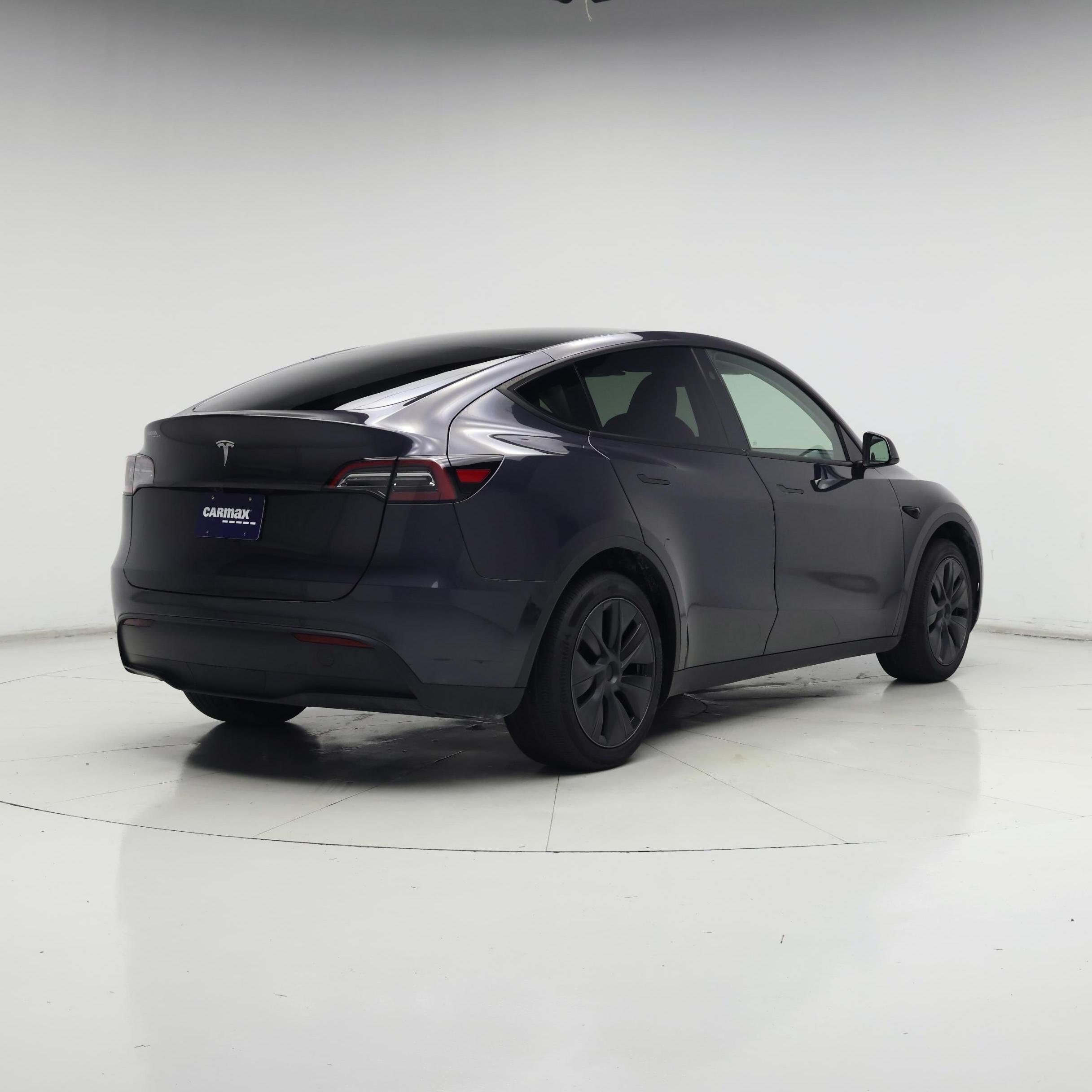 Thumbnail: 2024 Tesla Model Y - 8