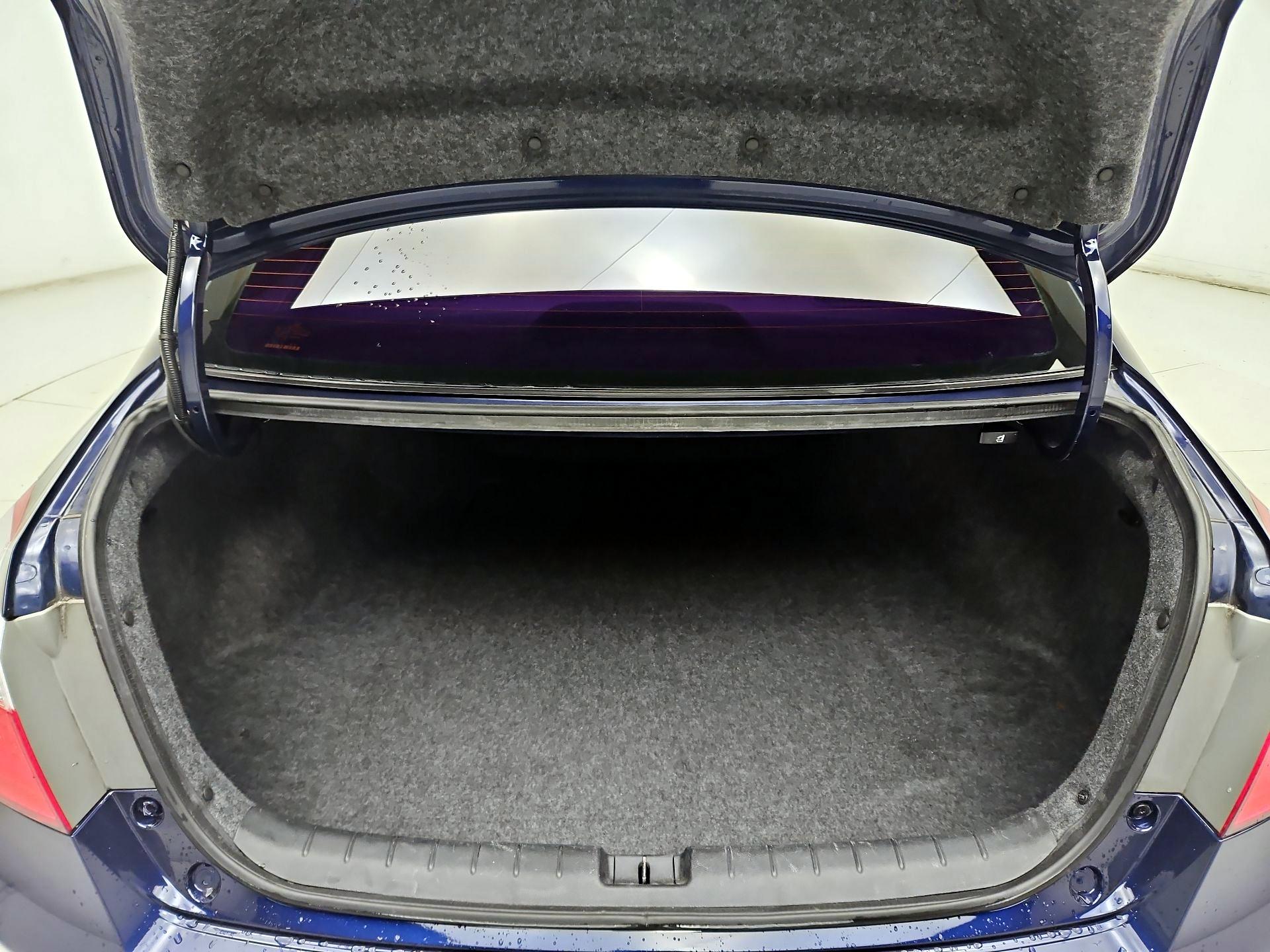 Thumbnail: 2015 Honda Accord - 18