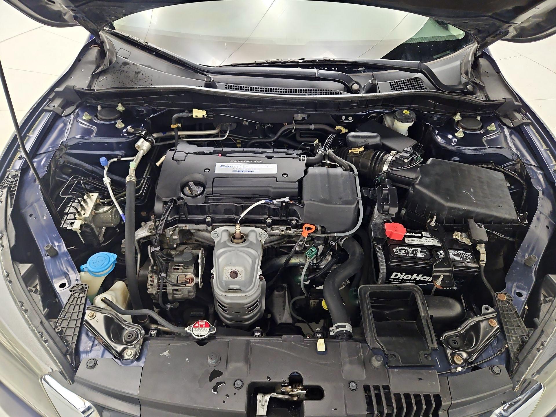 Thumbnail: 2015 Honda Accord - 19